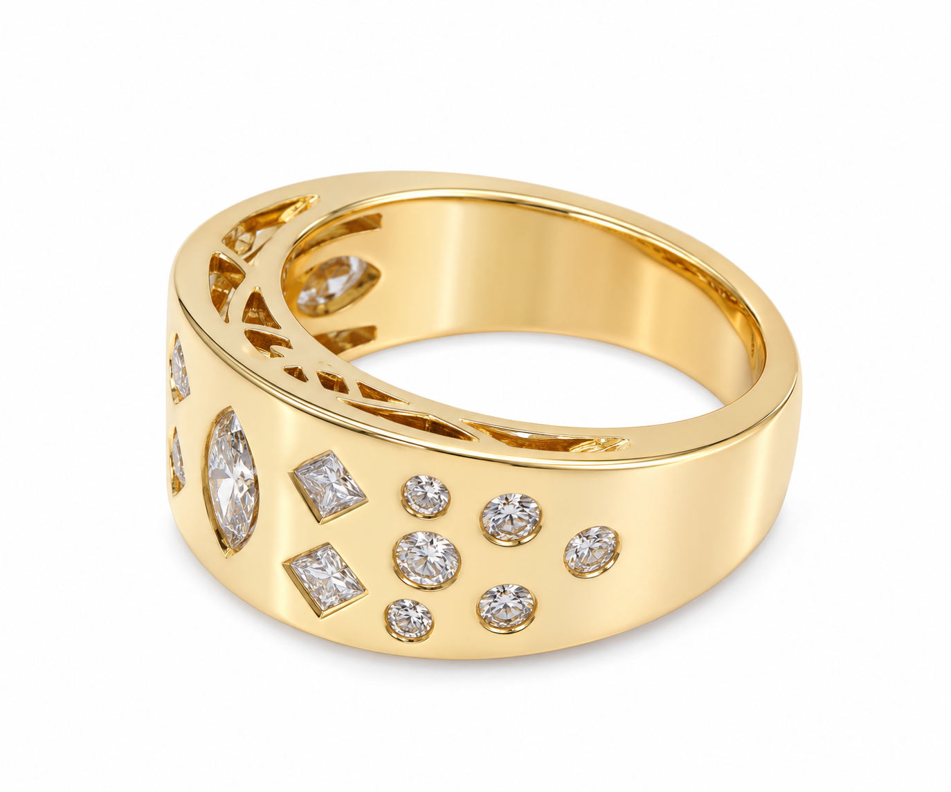 Chunky Gold Diamond Ring Studio Shot.png
