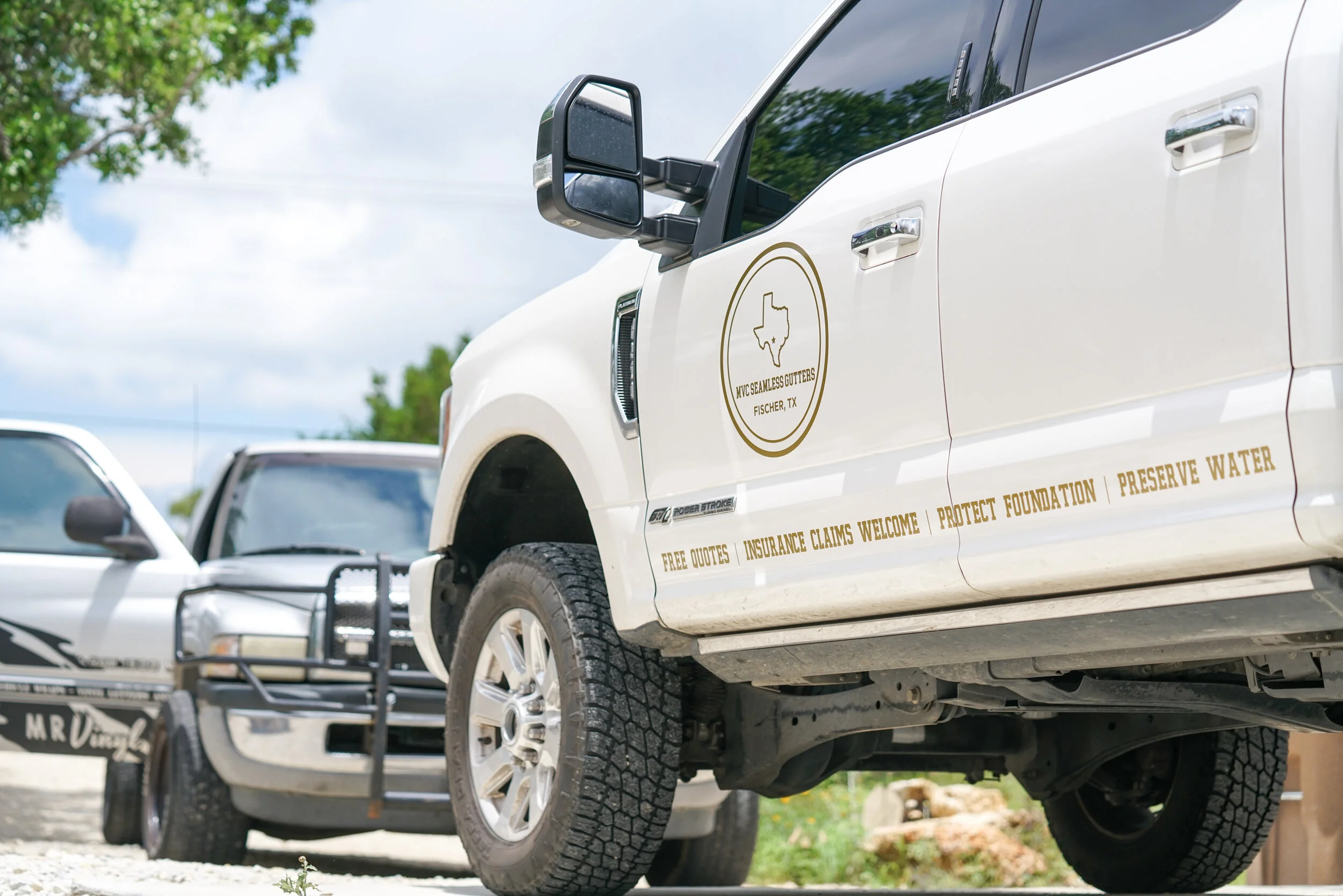 MVC Seamless Gutters (Fischer, TX)