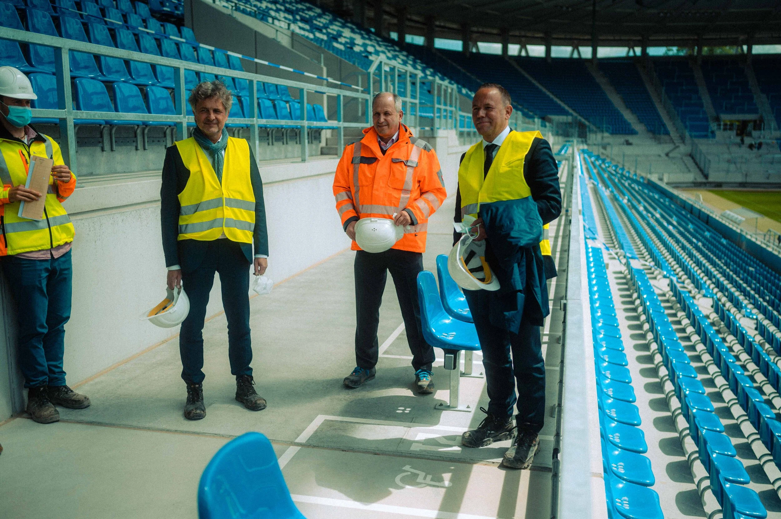 OB Mentrup, BM Fluhrer & Frank Nenninger im Wildparkstadion Karlsruhe [1/5]