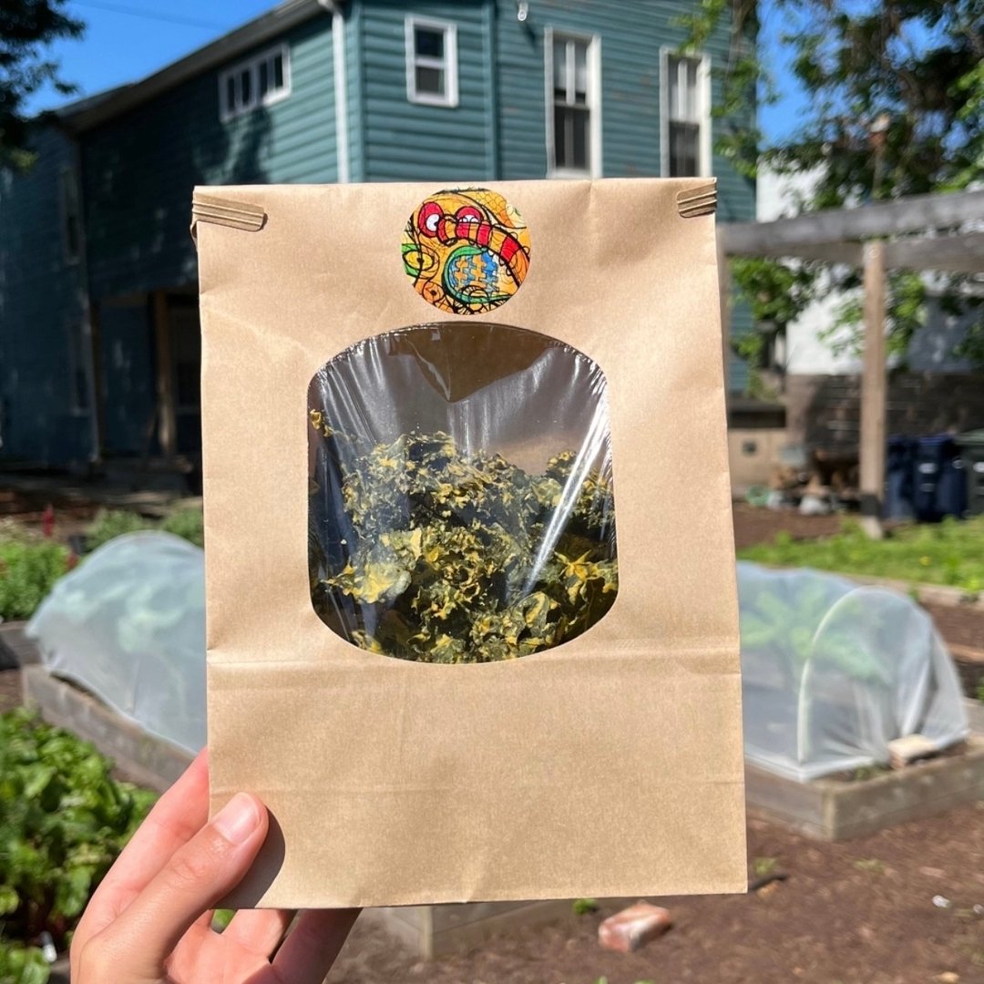 Is it just us, or has the weather been playing tricks lately? We're itching for full bloom in the garden and those fresh kale chips straight from our produce, made by our talented garden manager, Peter Lewis (@rasmekpeace). It's all about that farm-t