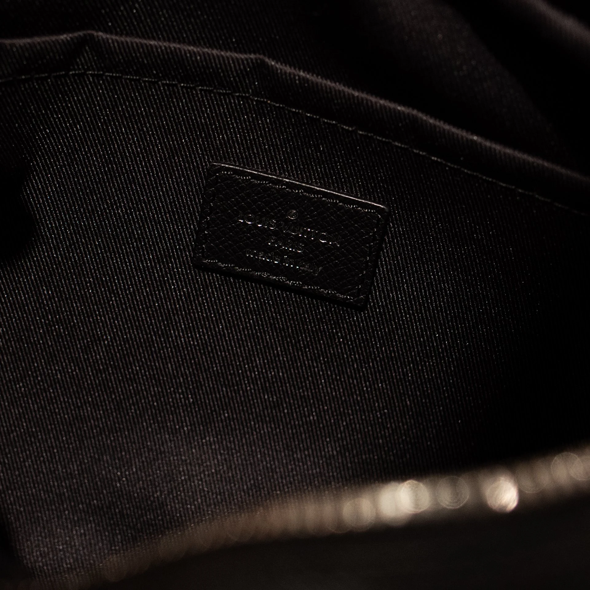 LVCrossbodyBag7.jpg