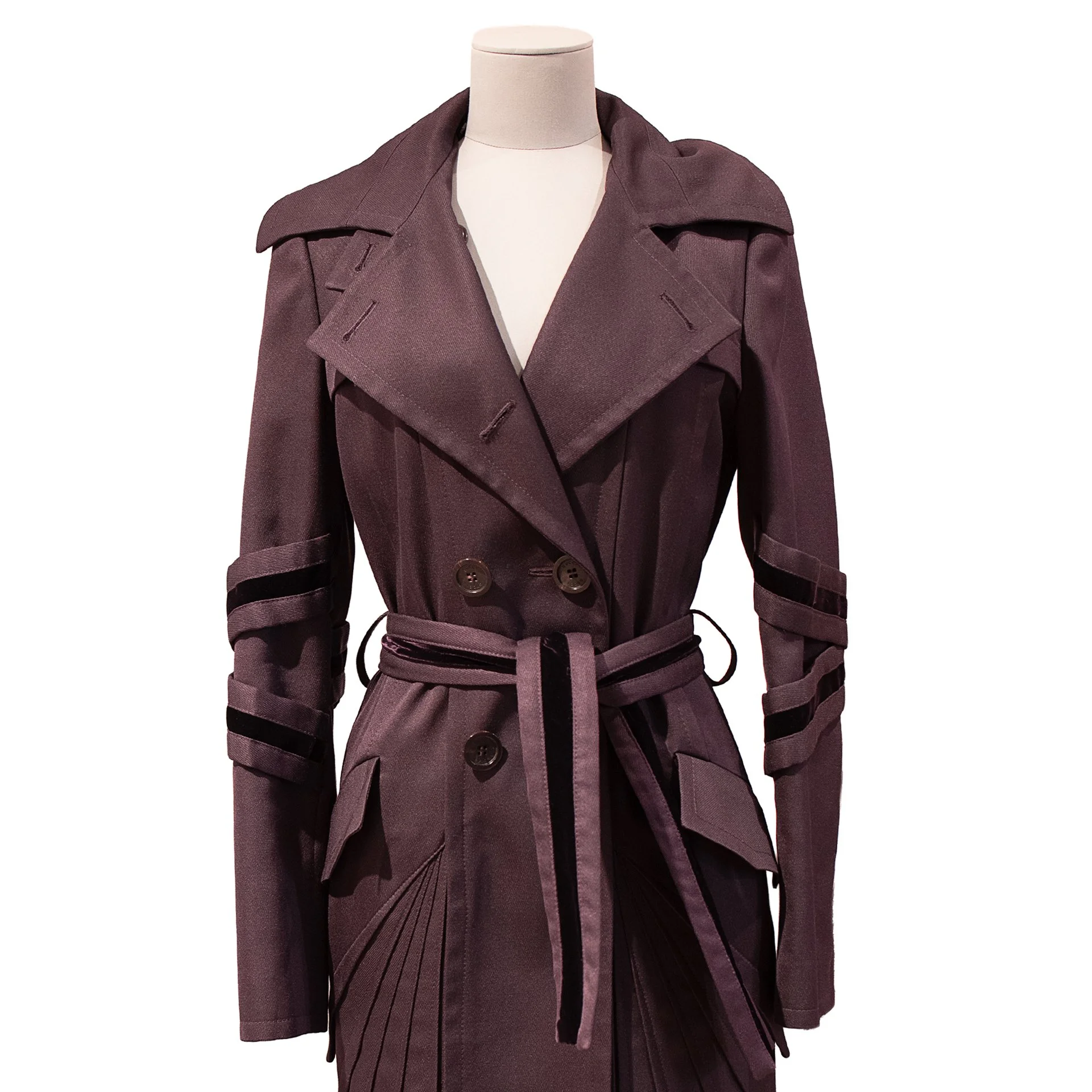GucciTrenchCoat4.jpg
