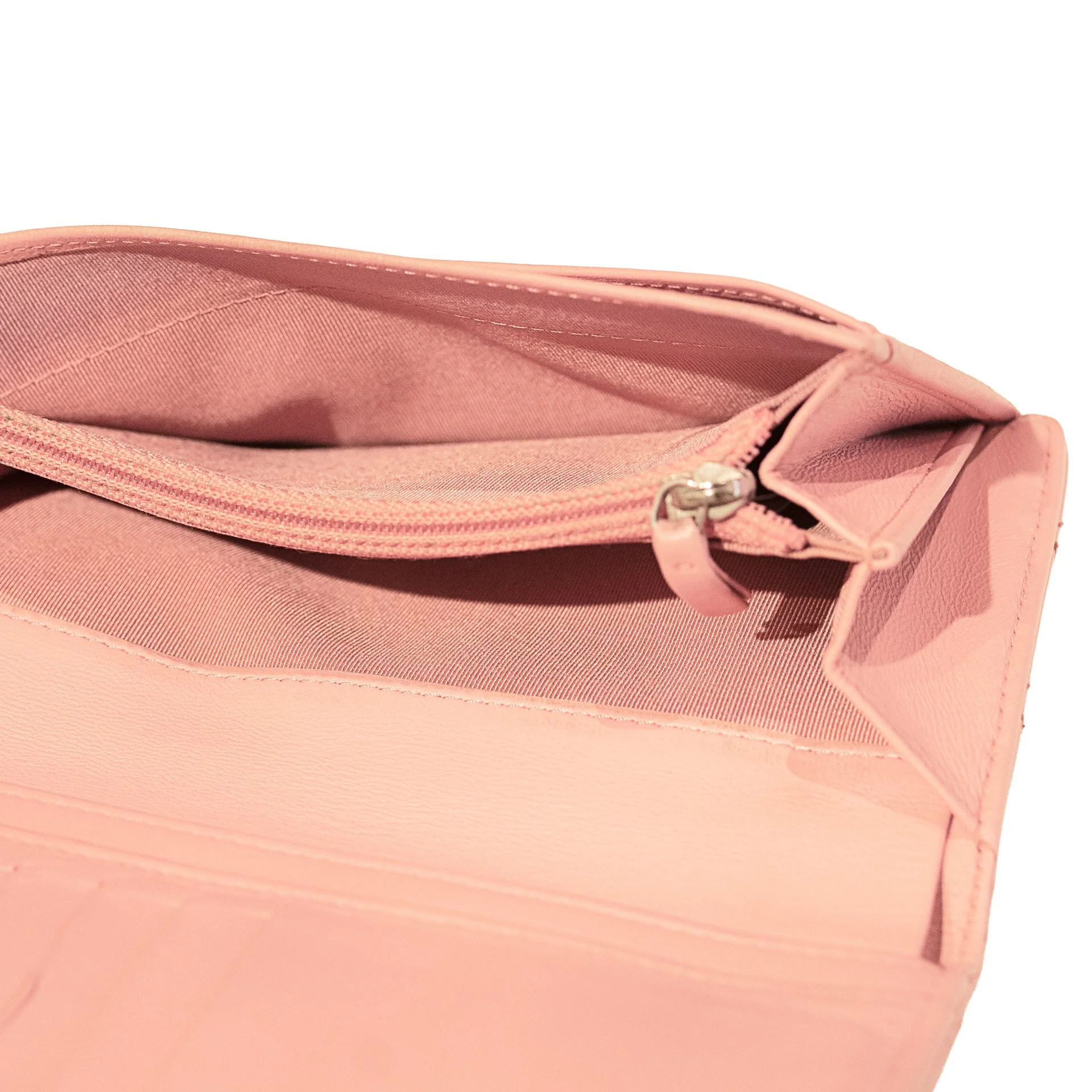 ChanelPinkWallet8.jpg
