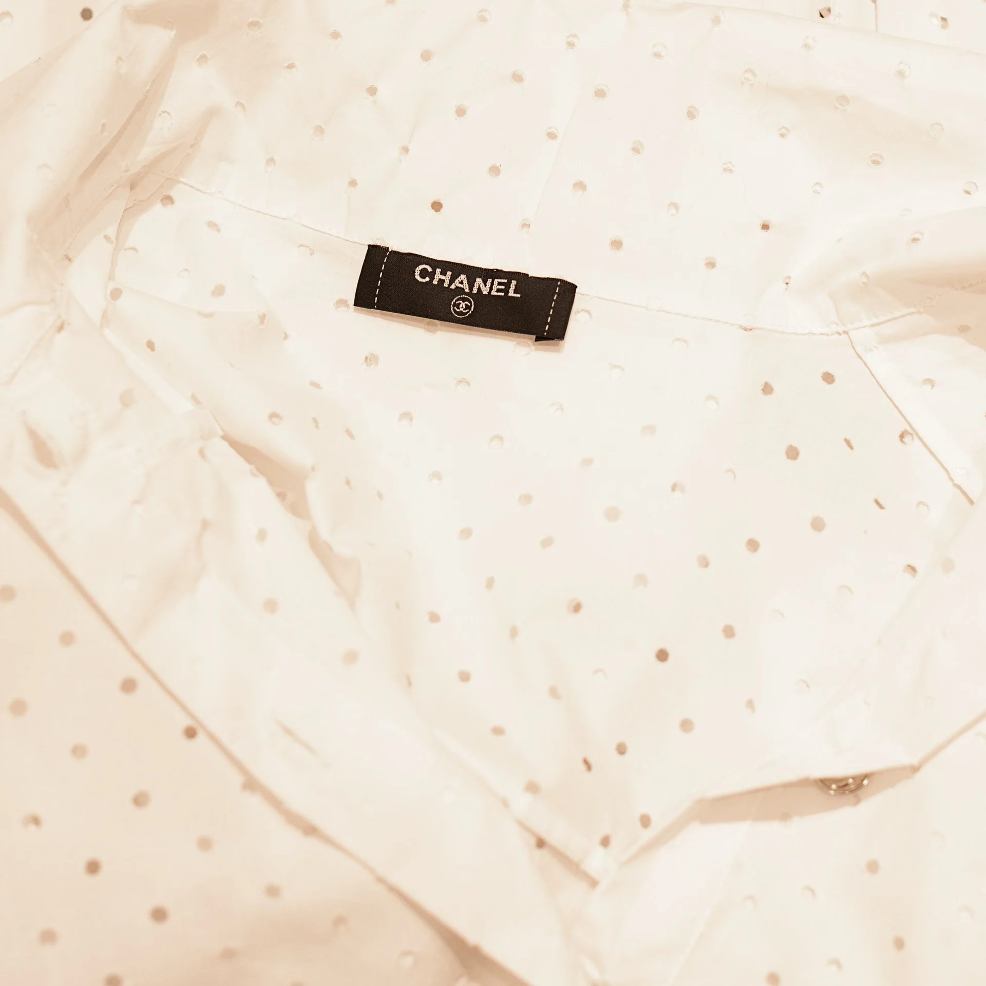 ChanelWhiteShirt9.jpg