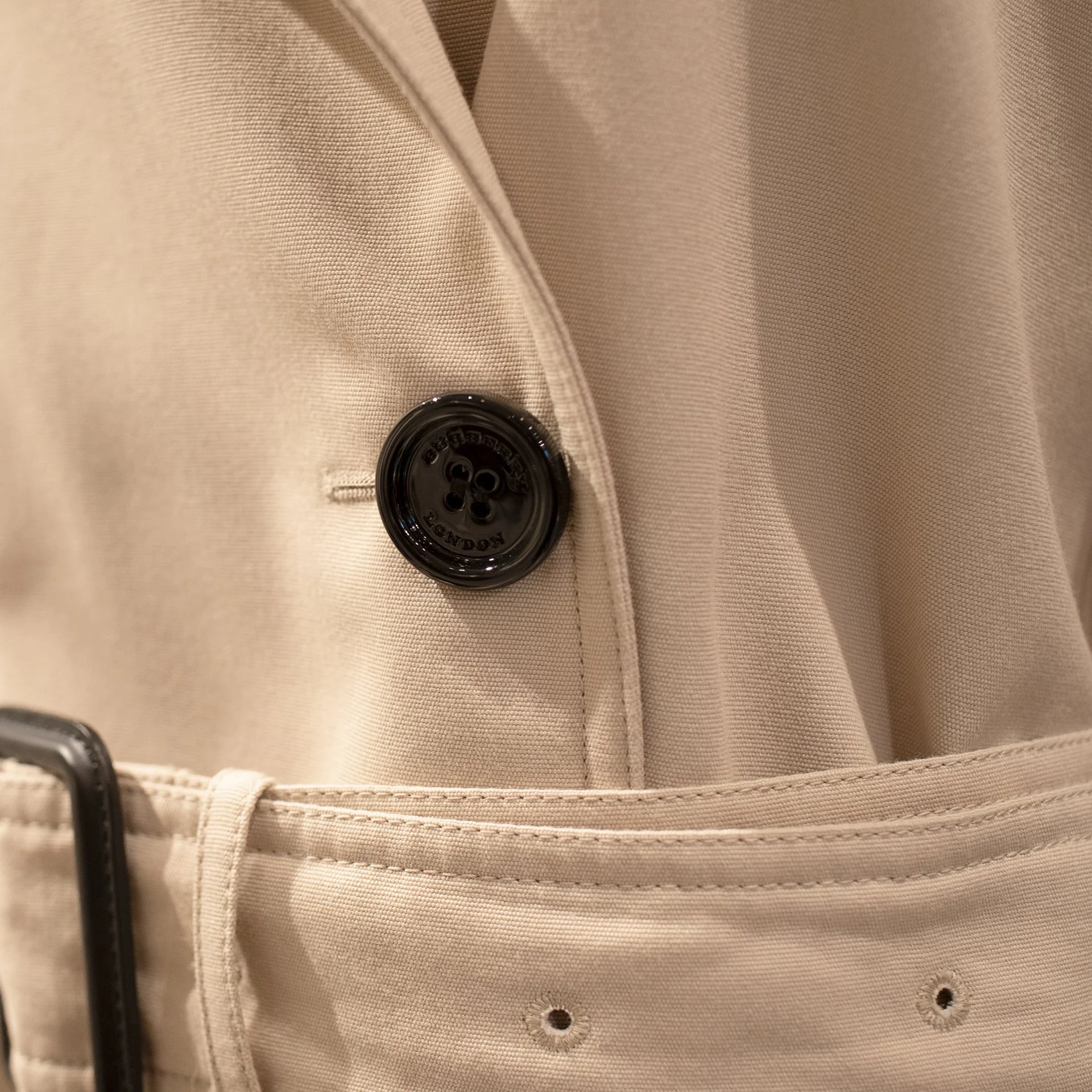 BurberryBiege4.jpg