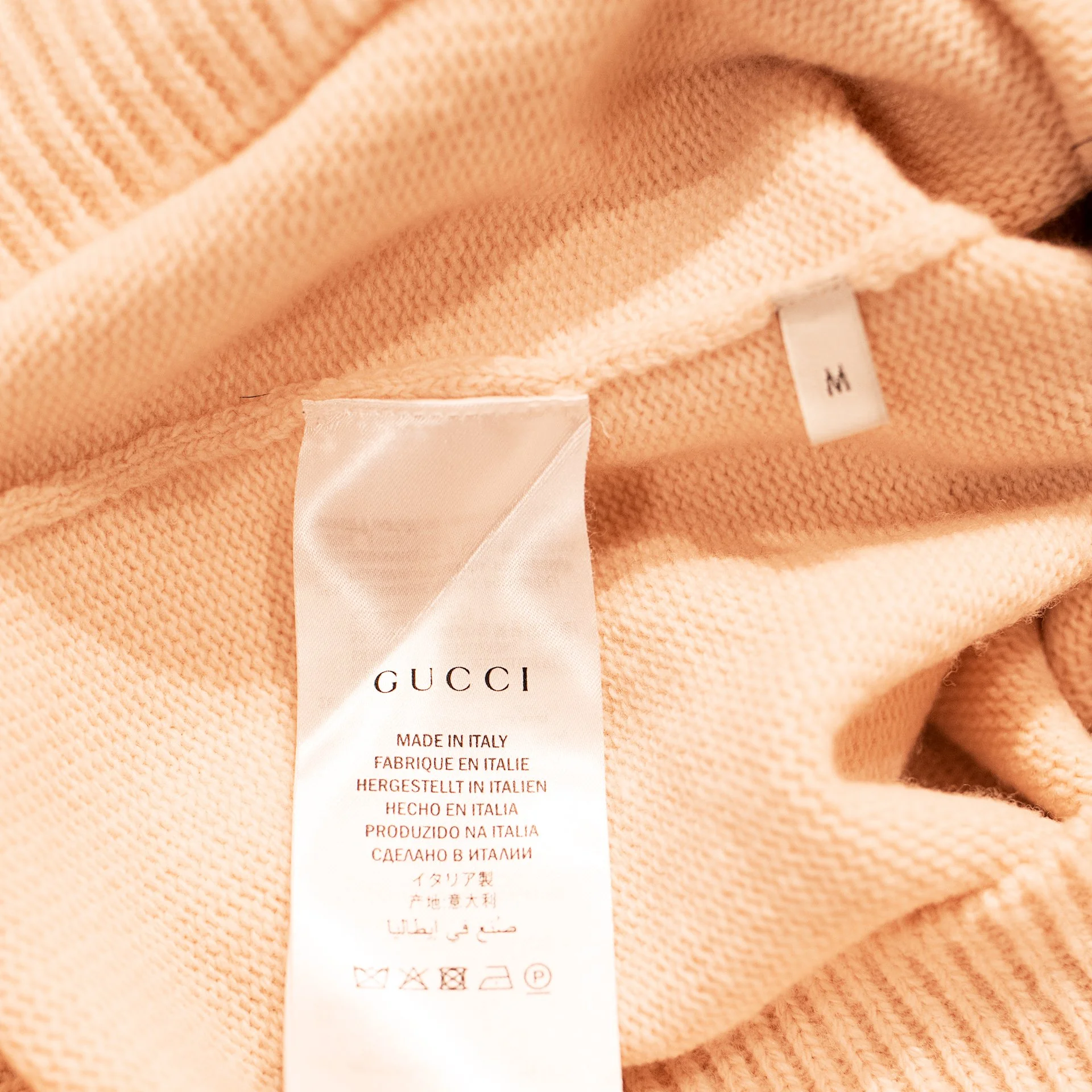 GucciSweater7.jpg