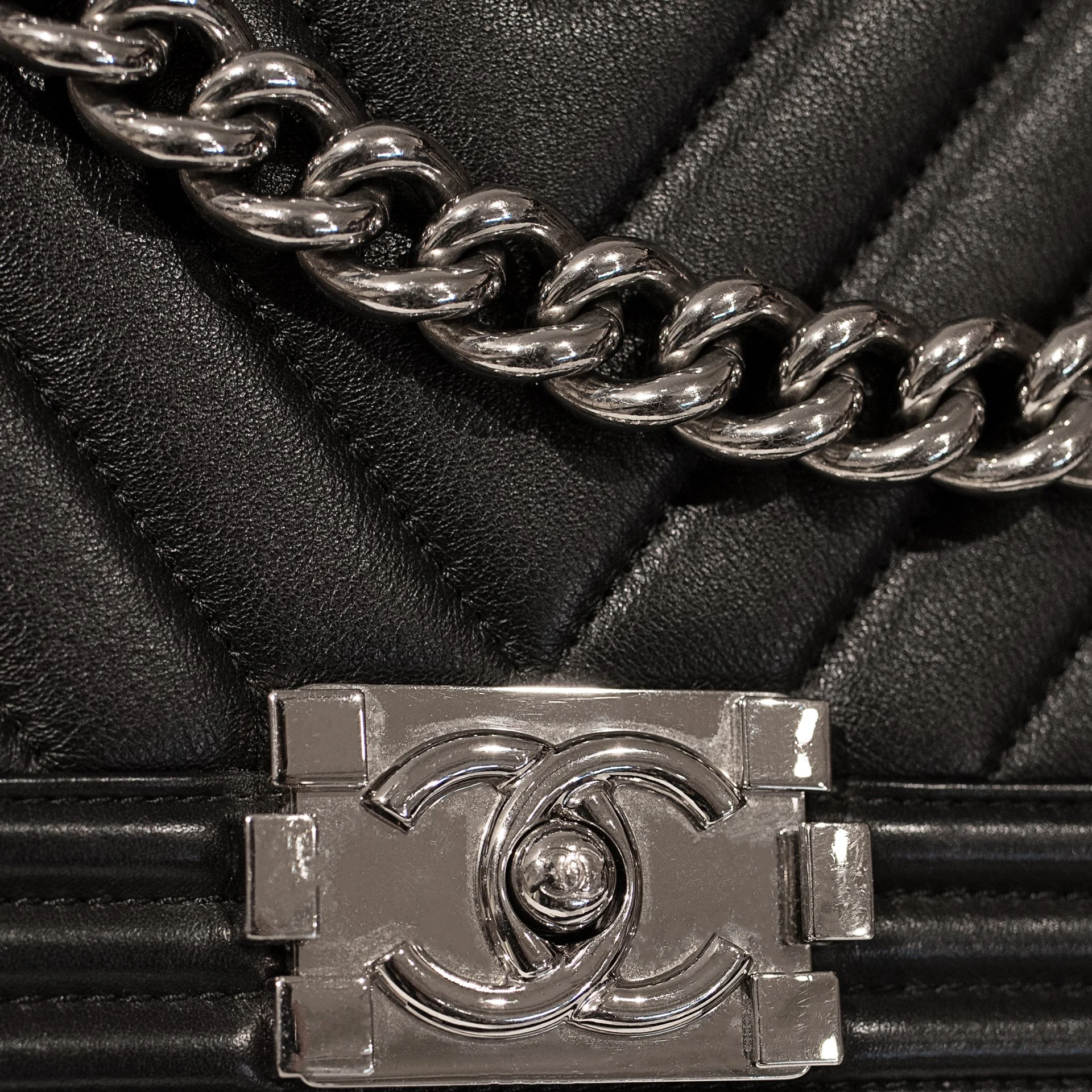 ChanelSilverBlack7.jpg