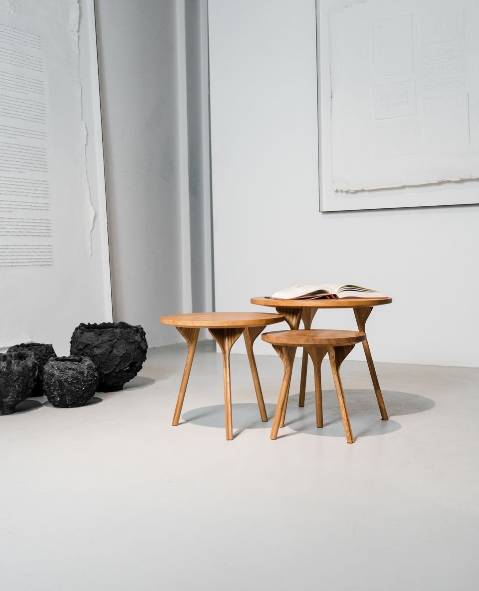 Back in the 1930s Poul Henningsen designed two tables⁠
with limitless versatility in mind, that are triumphs of not⁠
only form, but also function. The form of the PH Circle Table⁠
was inspired by nature to be entirely practical as well as⁠
beautiful.
