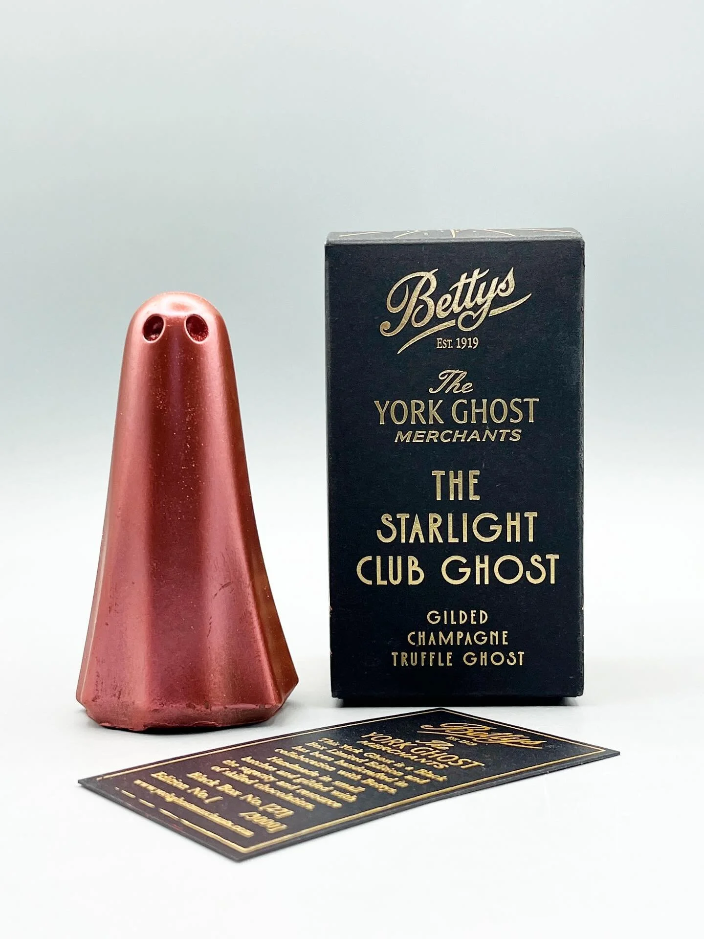 A Monday preview of a Black Box Edition - a collaborative venture with Bettys, born from the city famed for its chocolate and its ghosts.
&nbsp;
May we introduce The Starlight Club Ghost, handmade by Bettys award-winning chocolatiers from the finest 