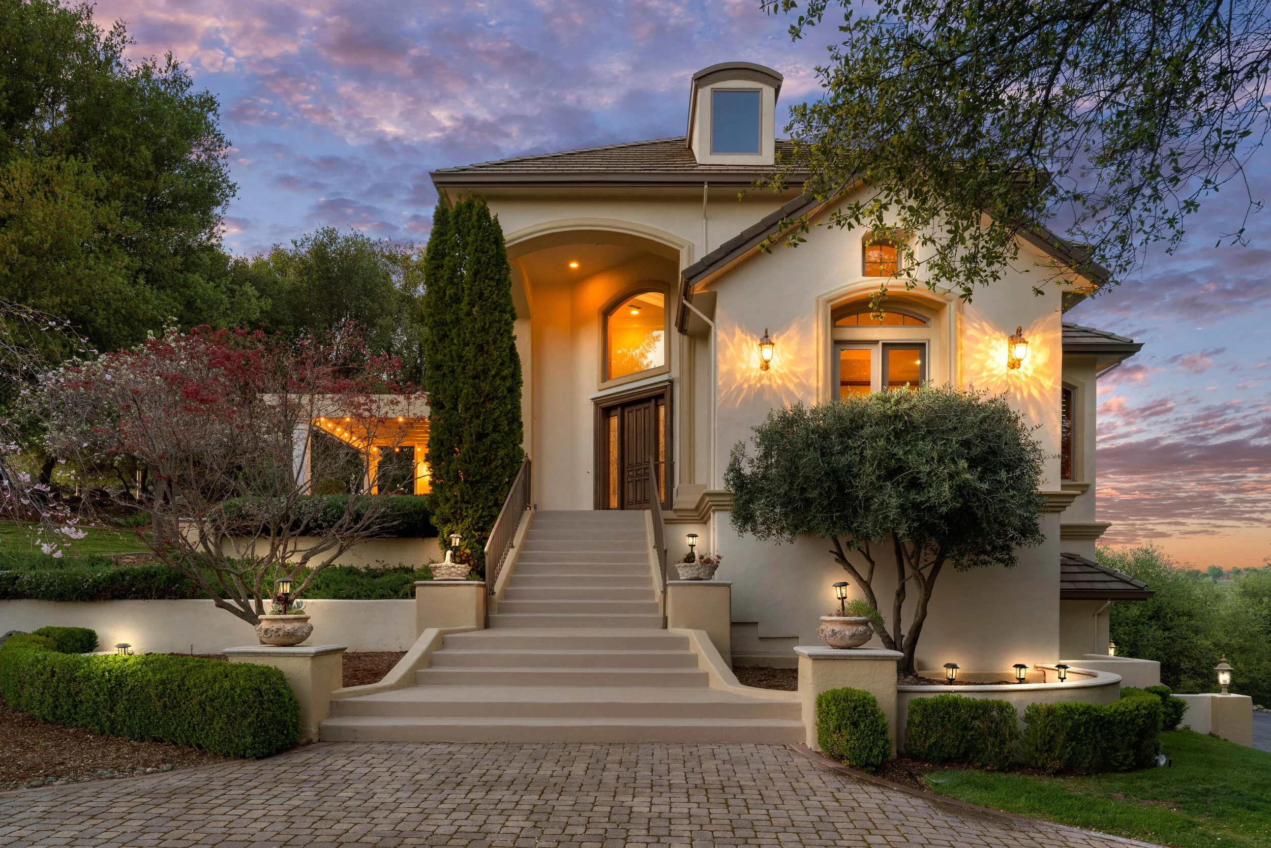 Joseph Gonzales & Viktor Likunov Intero Real Estate