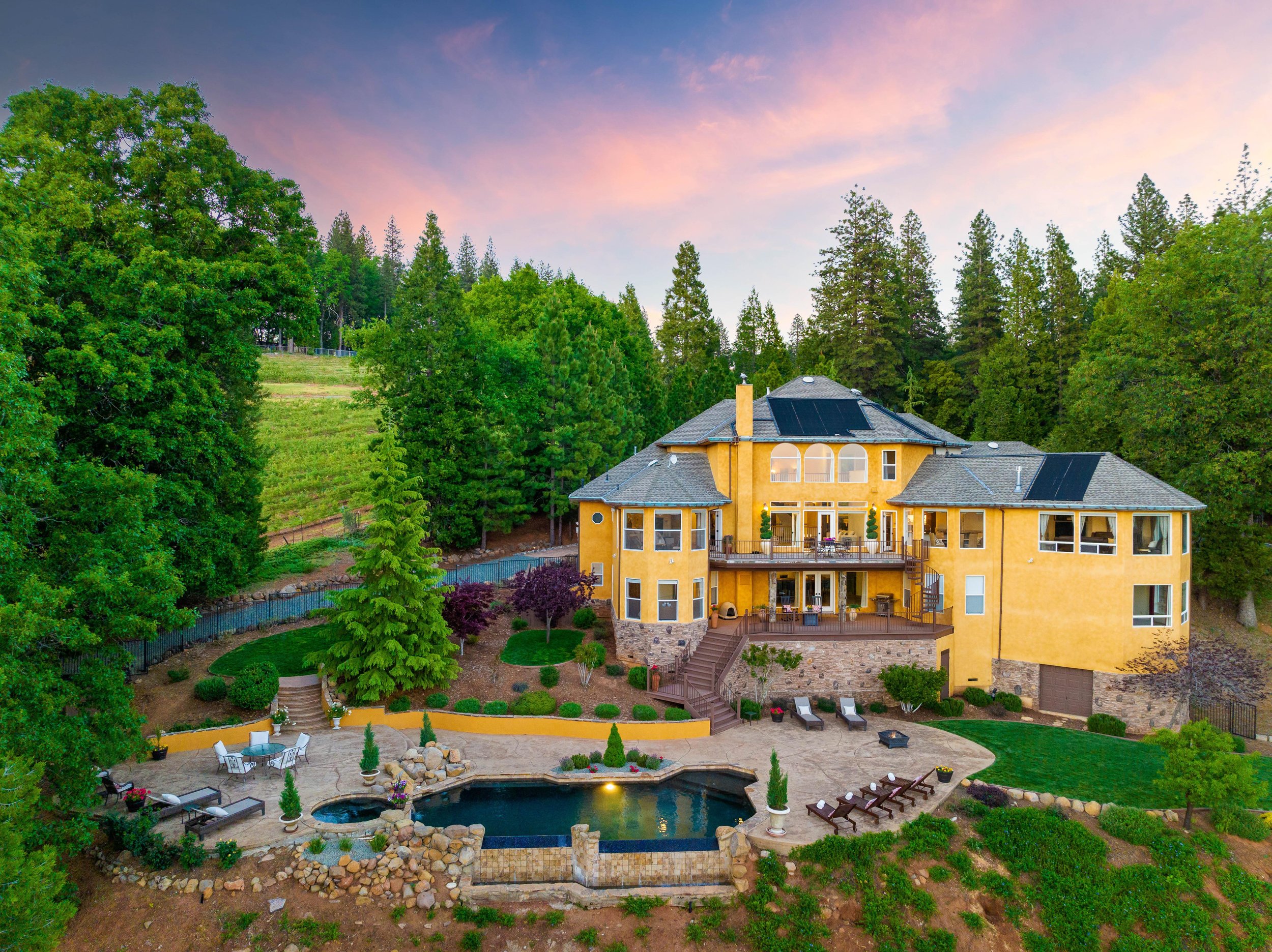 Joseph Gonzales & Viktor Likunov Intero Real Estate