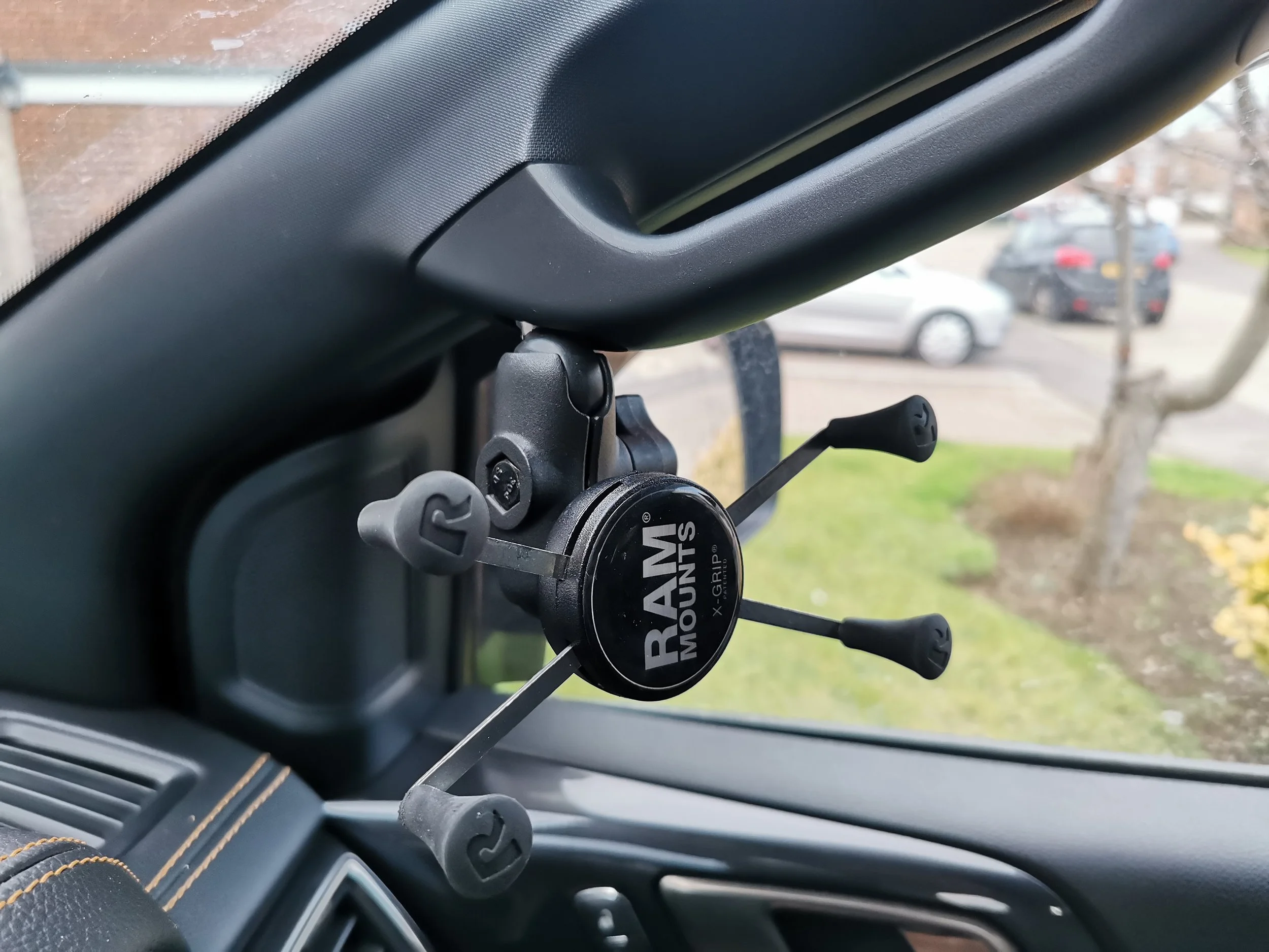 RAM Mount Adaptation Kit for Ford Ranger UK — Grab Handle Phone Holder ...
