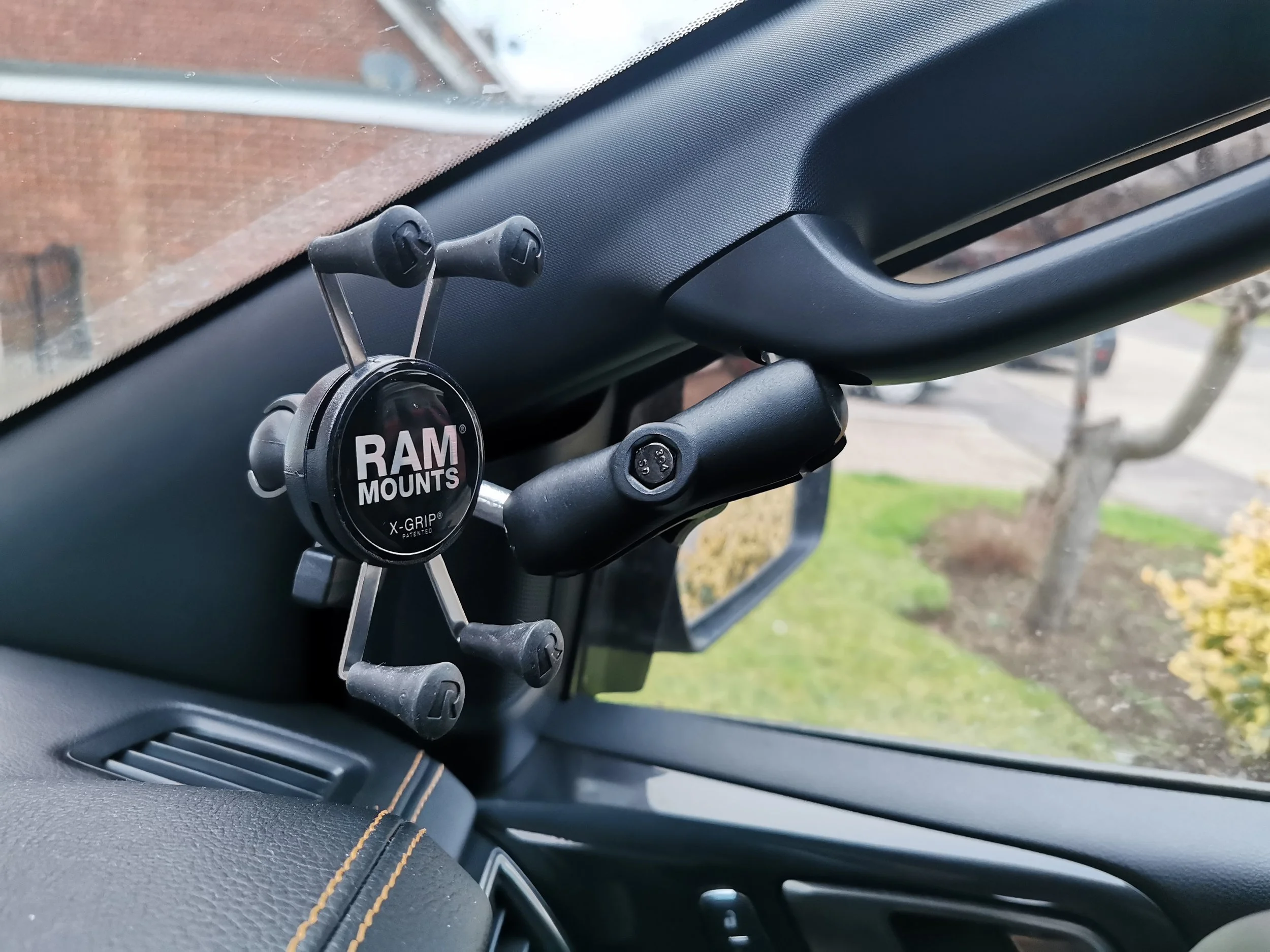 RAM Mount Adaptation Kit for Ford Ranger UK — Grab Handle Phone Holder ...