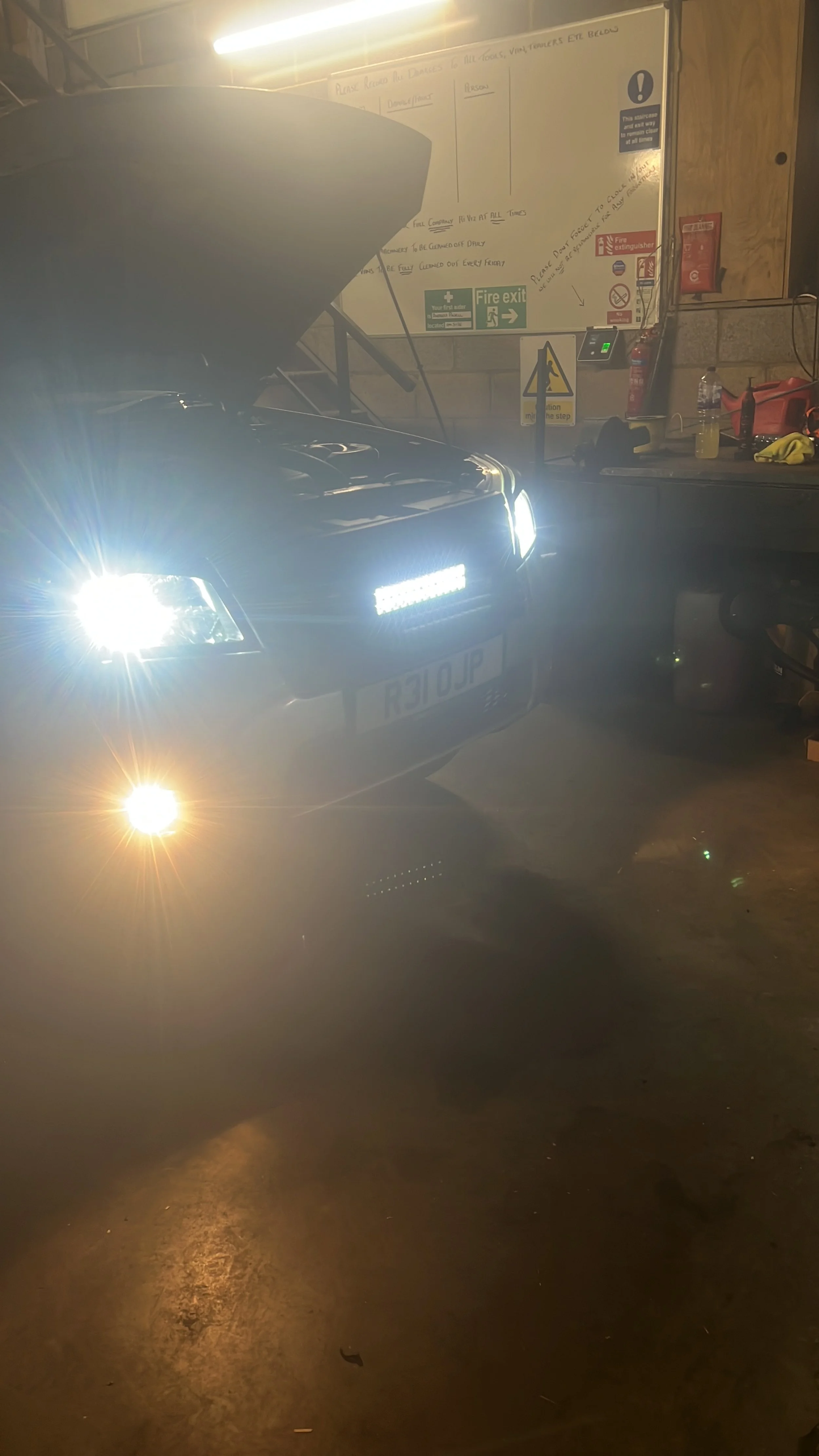 Oliver Powell - The Old Girl 