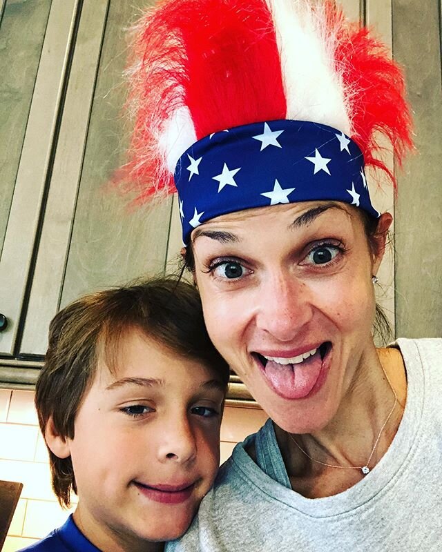 cuz it&rsquo;s gettin&rsquo; Fourth of July cray on SSI 🤣🤣🤣 #partyhair #target #dollarsection