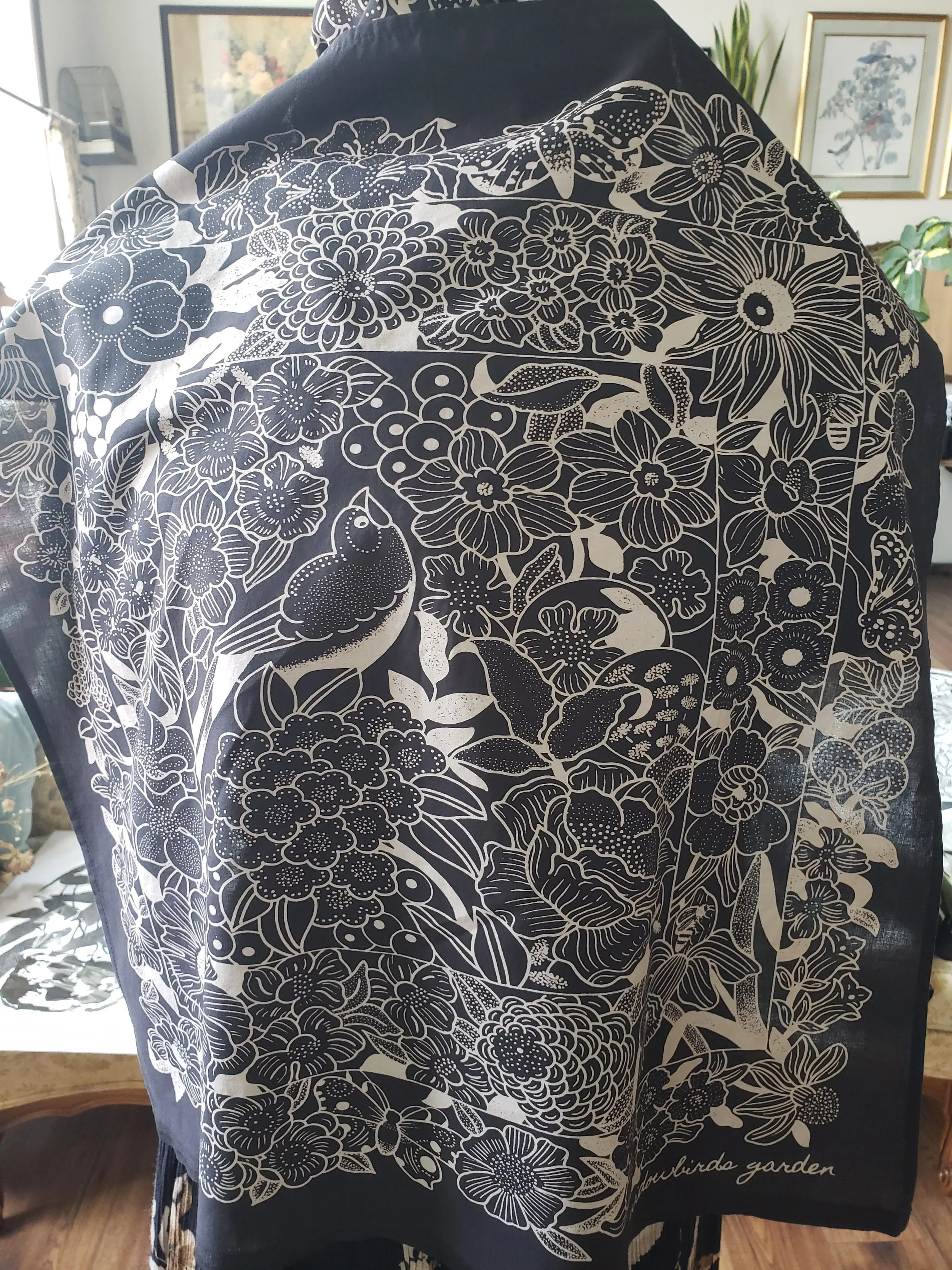 wb garden black 1.jpg