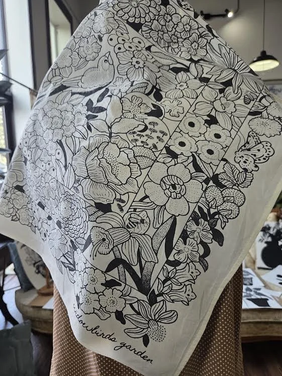 widowbirds garden cream.jpg