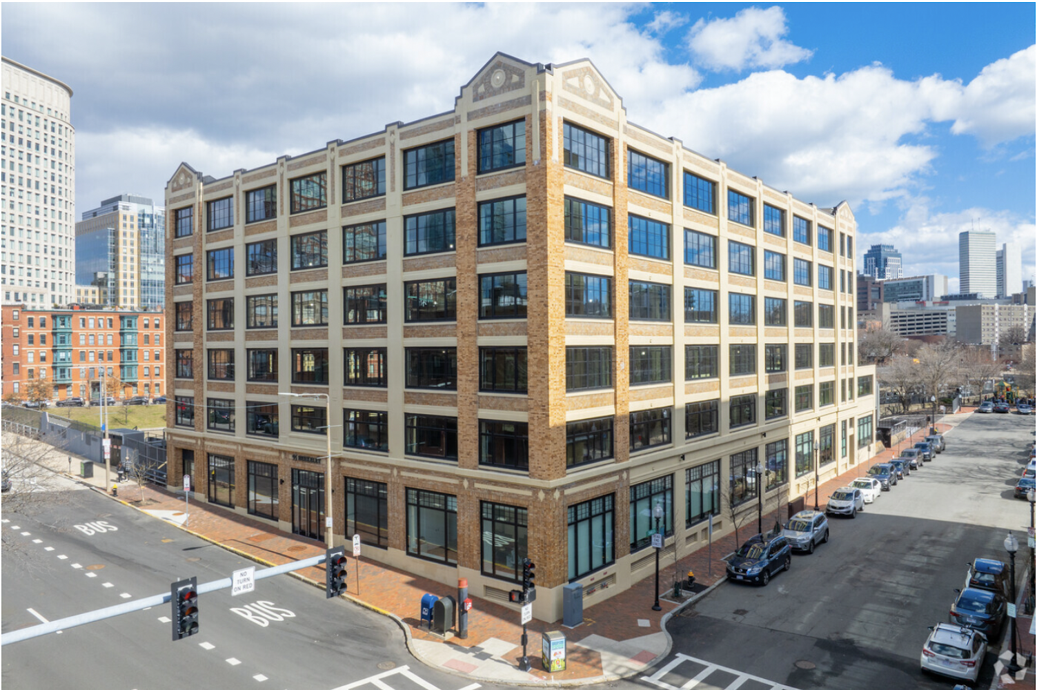 95 Berkeley Exterior.png