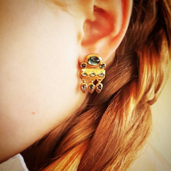 jewelry-earrings-gold-11.jpg