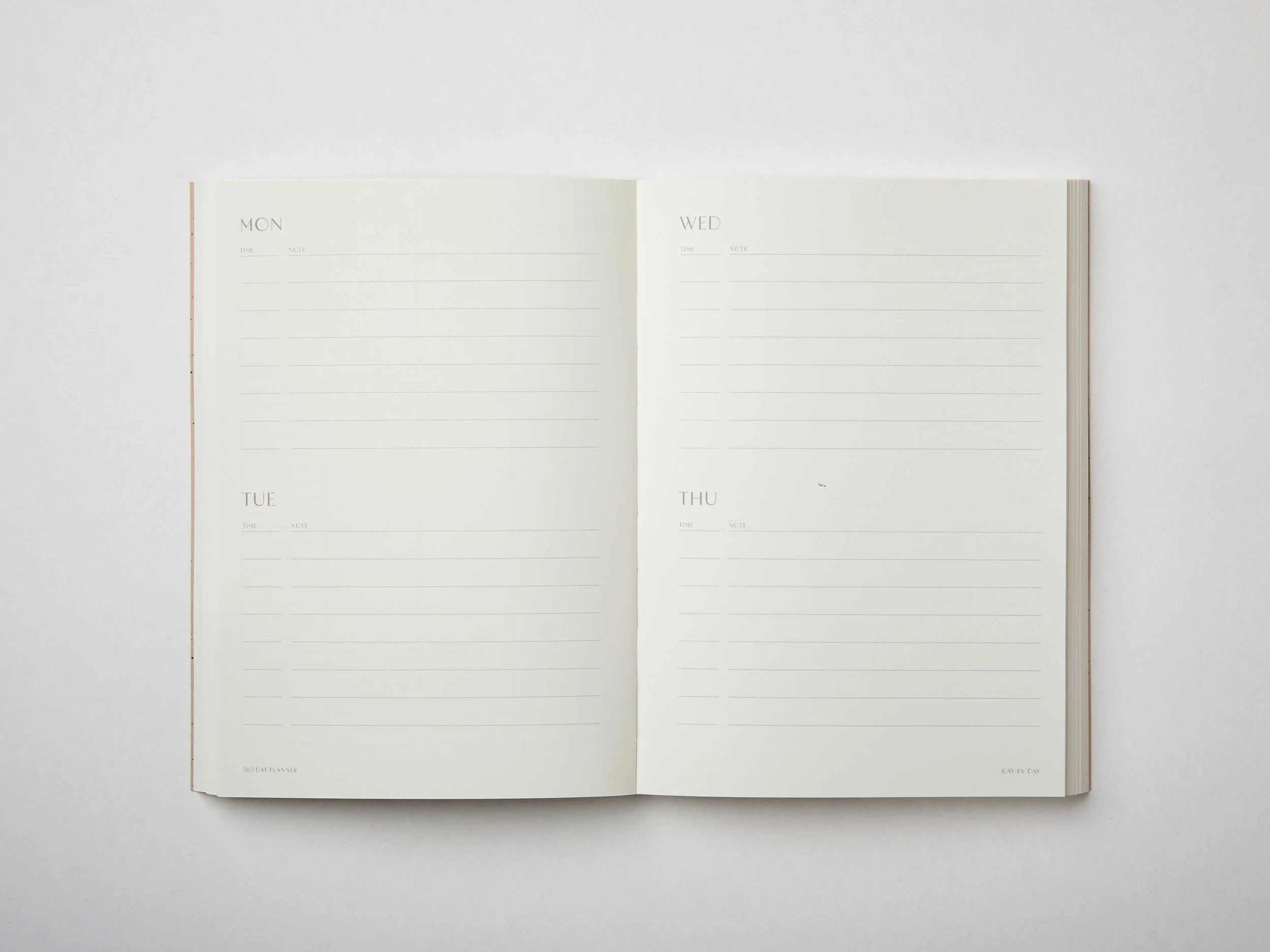 UNDATED_PLANNER_DAY_VIEW.jpg