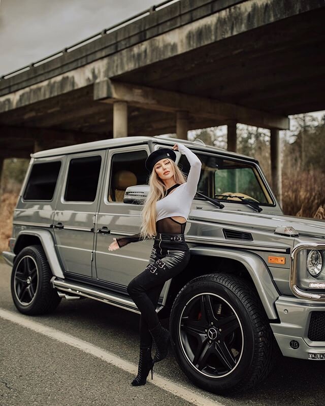 🖤Sunday the day I plan a lot but actually do nothing.... 🔍 outfit ⚠️ @manieredevoir ⁣
⁣
⁣
Hope everyone had a nice Weekend 😘⁣
⁣
⁣
⁣
#manieredevoir #sunday #smonday #Gwagongirls #gwagon #g63 #g500 #g550 #bestlife #livingmybestlife #bestmonents  #se