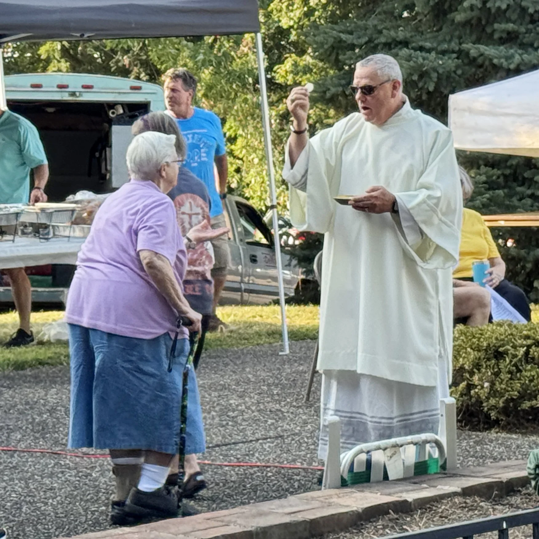 Outdoor Mass & Picnic