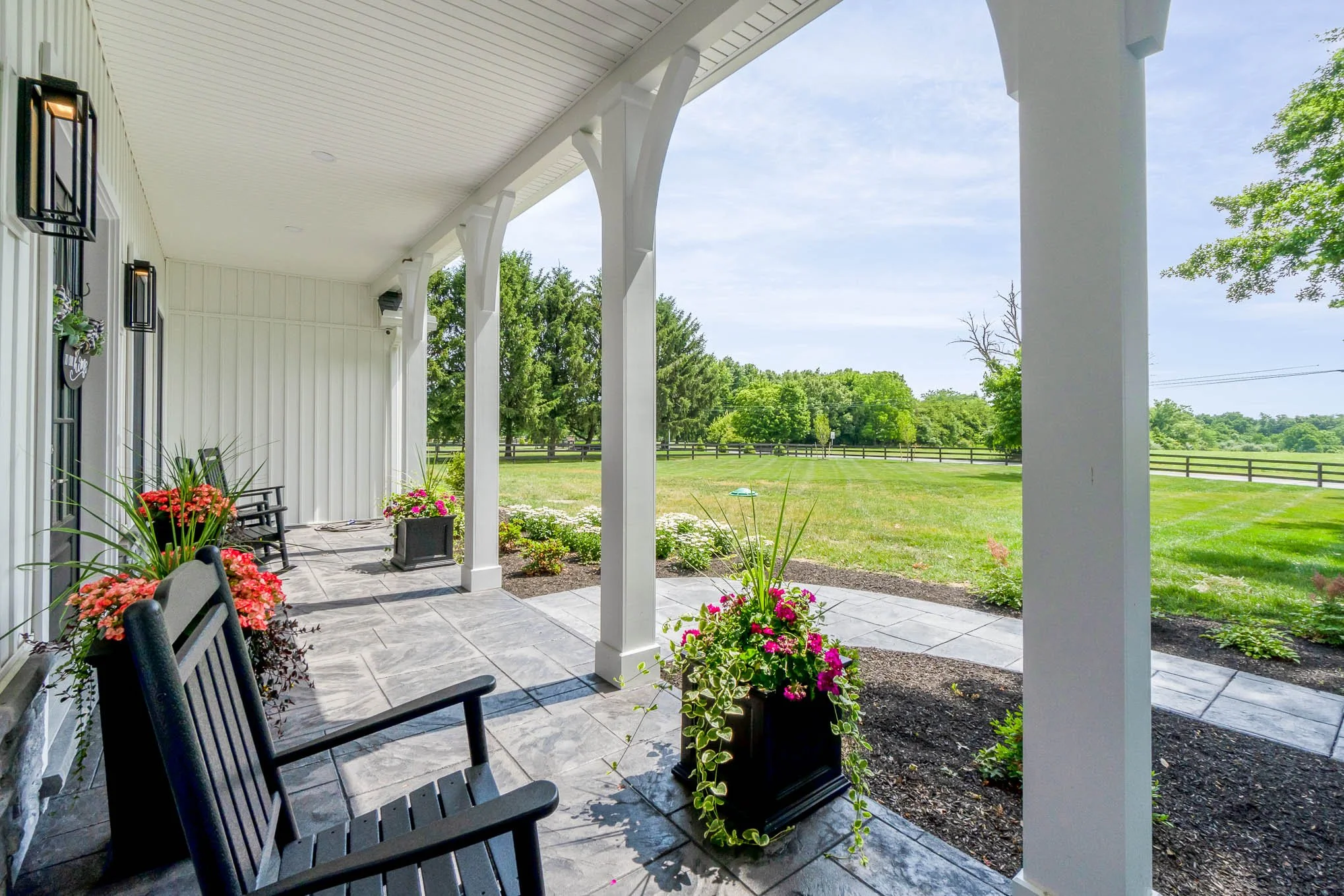 365 Hollowbrook ext_4-Edit.JPG