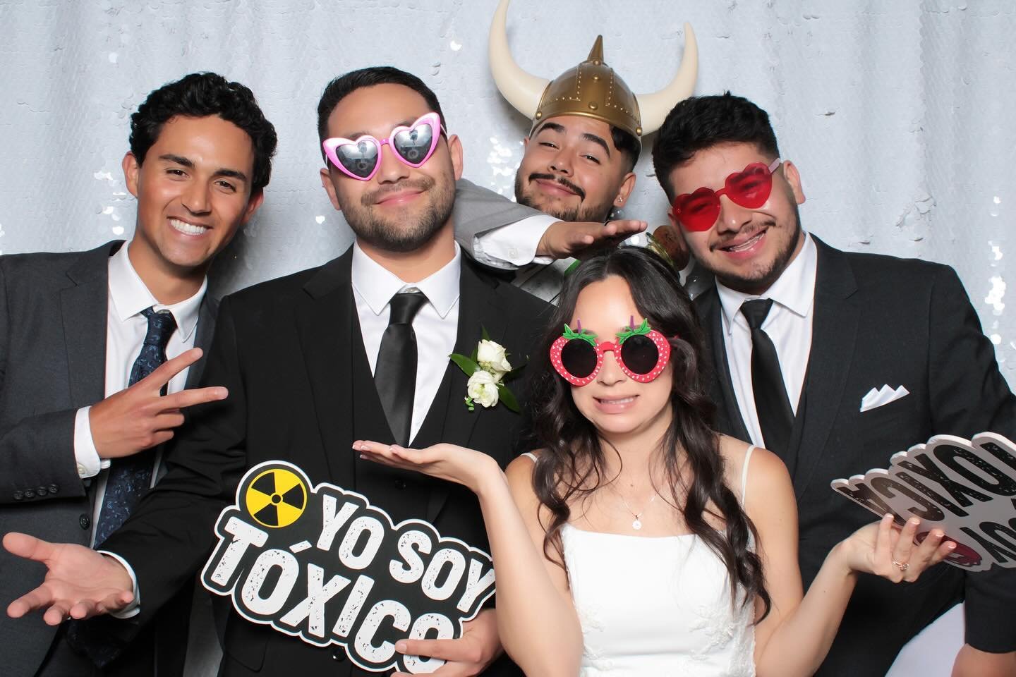 Let us help you remember your night with instant printouts + digital photos 😎✨
.
.
.
.
.
.
.
.
.
#photobooth #photoboothrentals #lovephotobooths #losangeles #photoboothprops #weddingphotobooth #prints #photoboothhire #losangelesphotobooth #eventphot