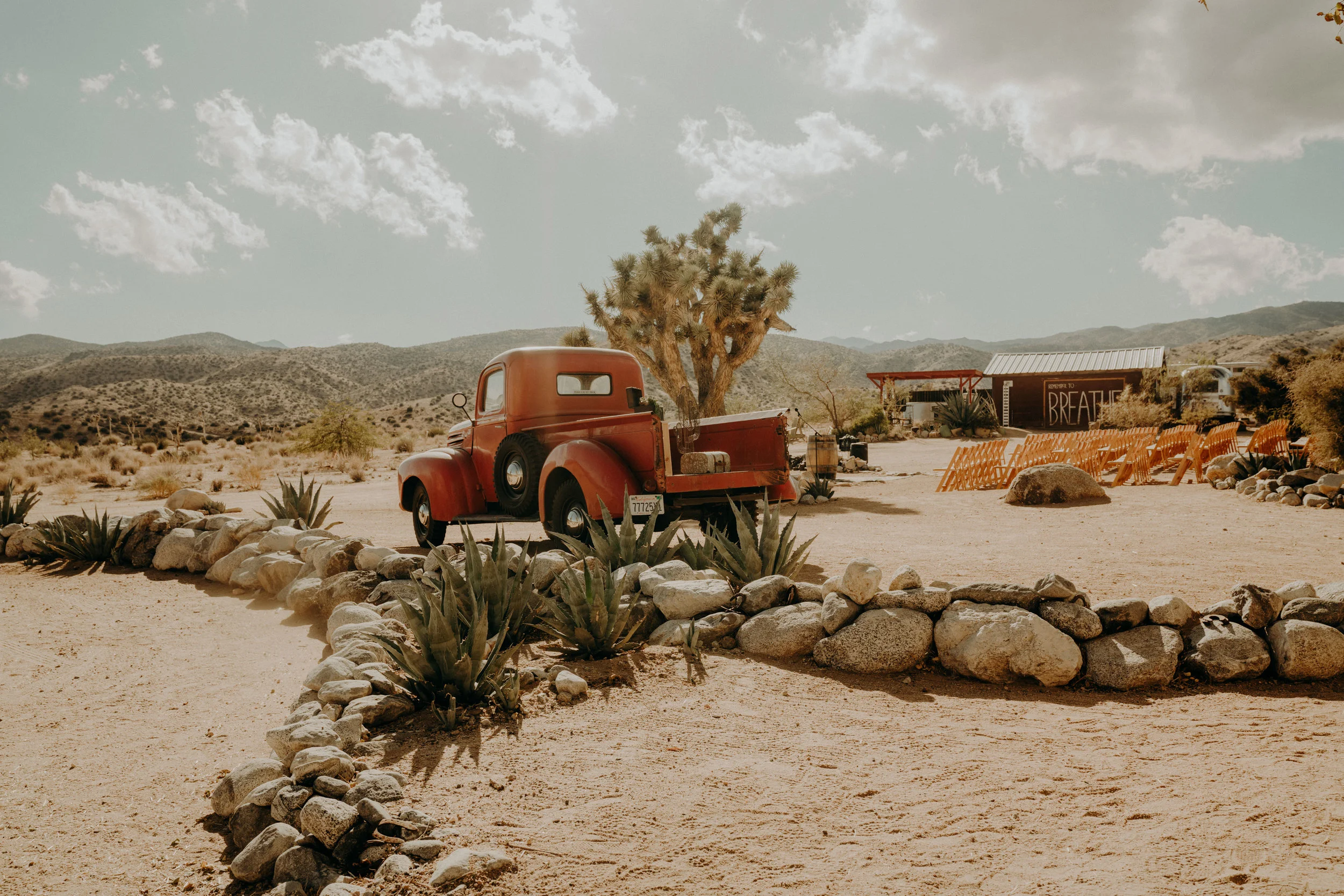 A+J184.jpg