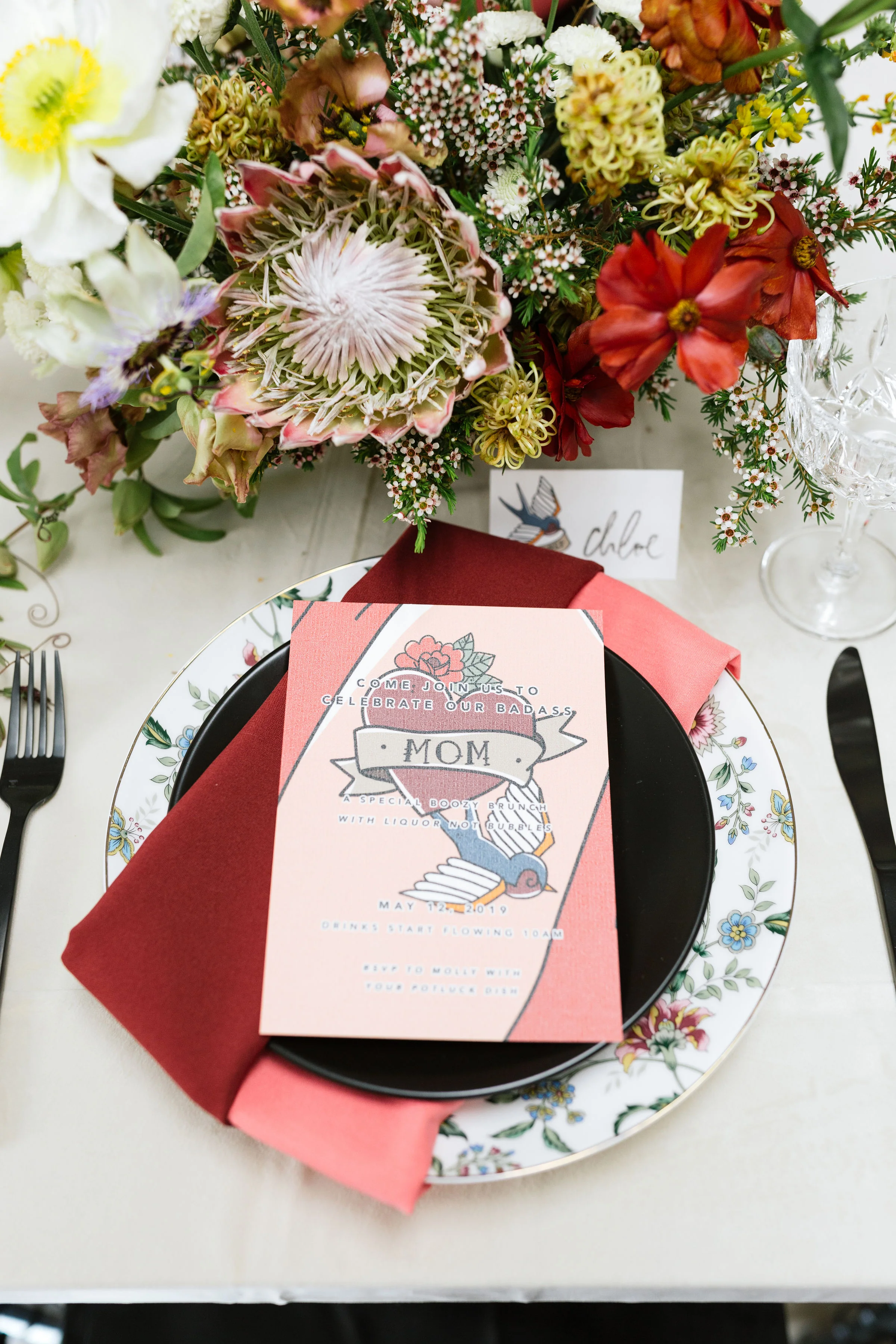 70s Inspired Mothers Day Brunch Tablescape