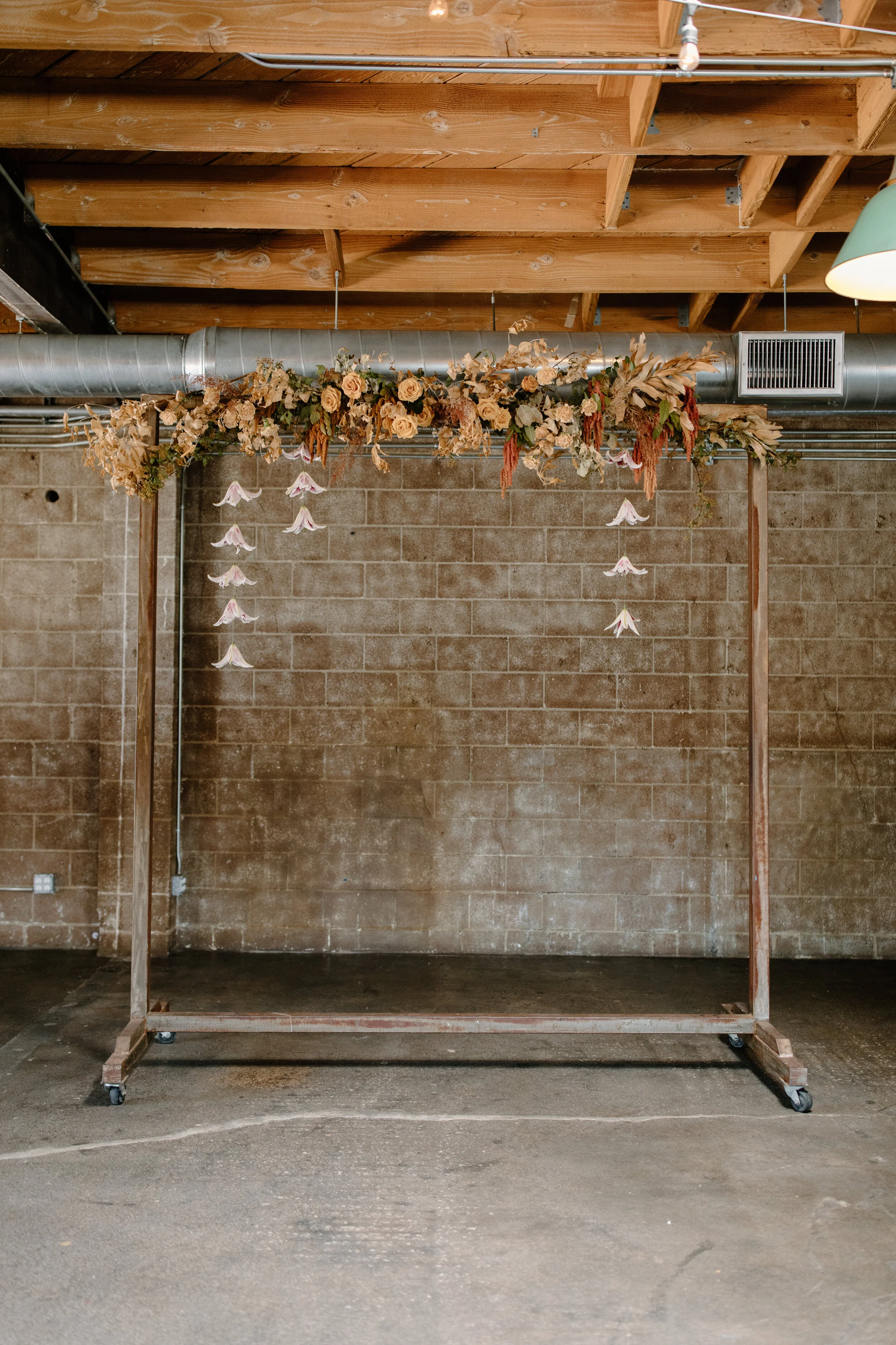 SmokyHollowStyledShoot-TessLaureenPhotography@tesslaureen-105.jpg