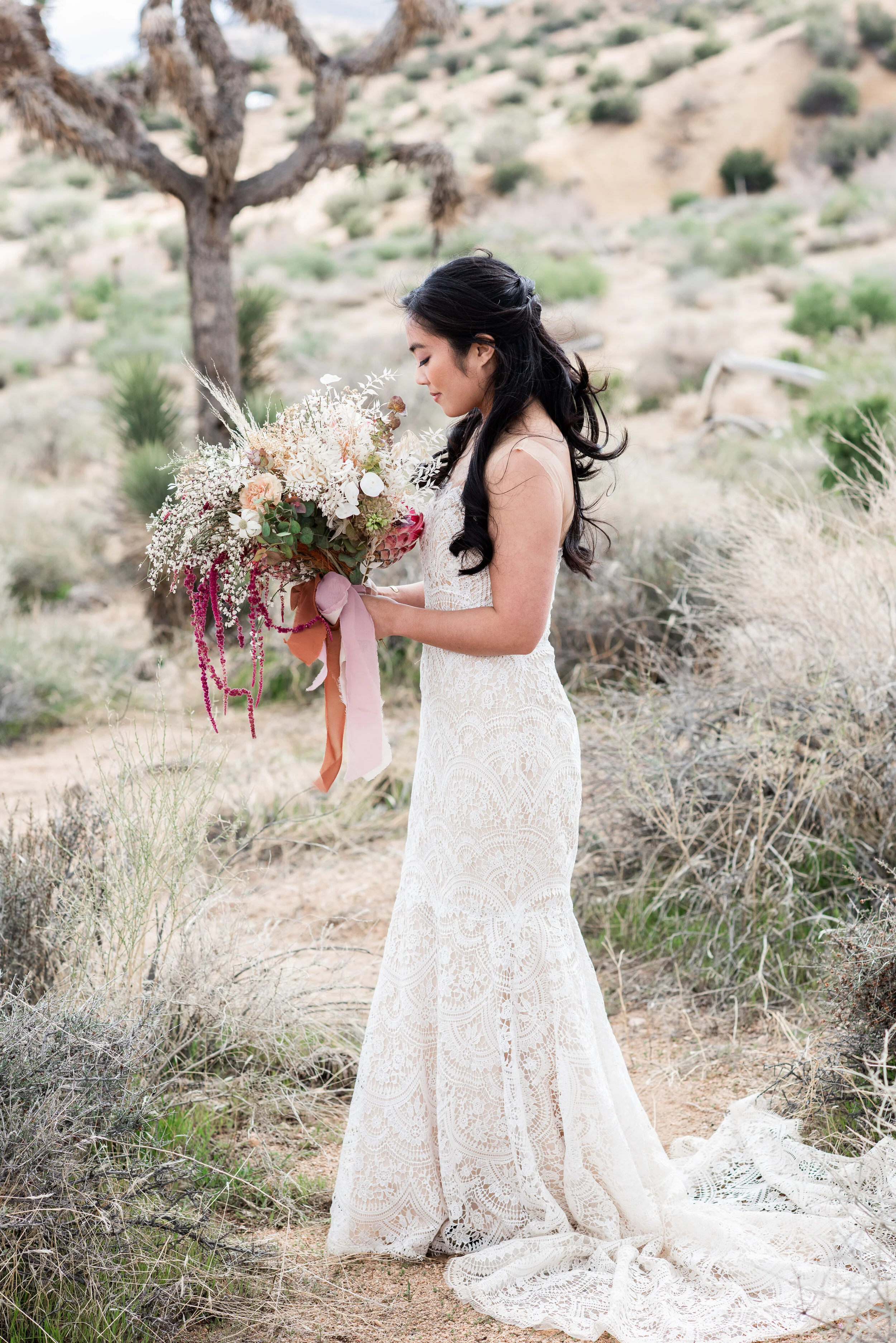 Boho &amp; Organic Bridal Bouquets