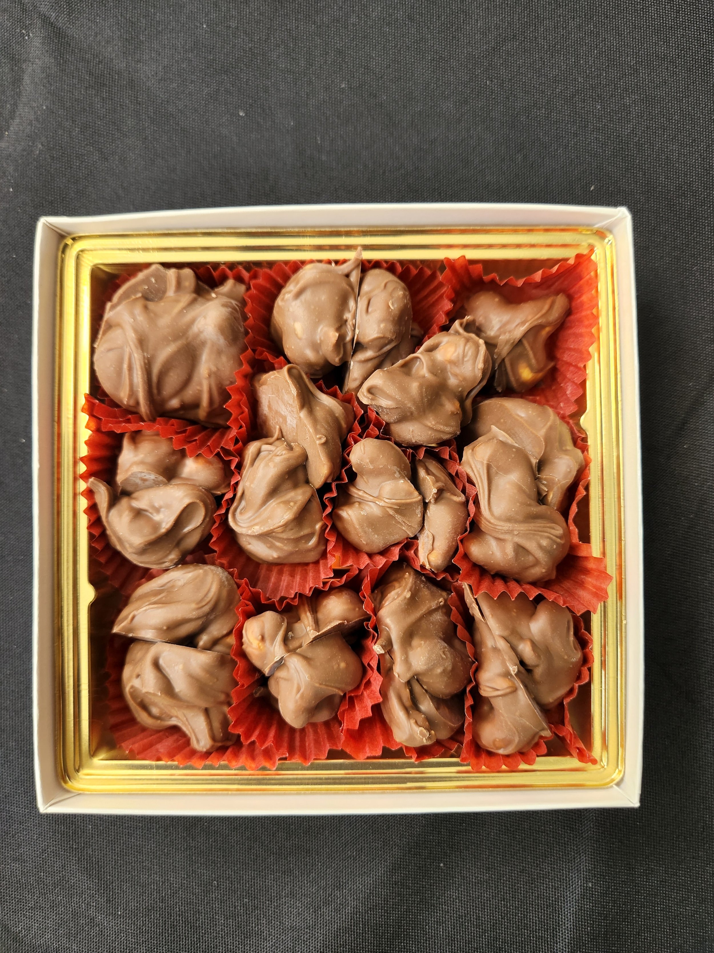 Cashew 8oz.jpg
