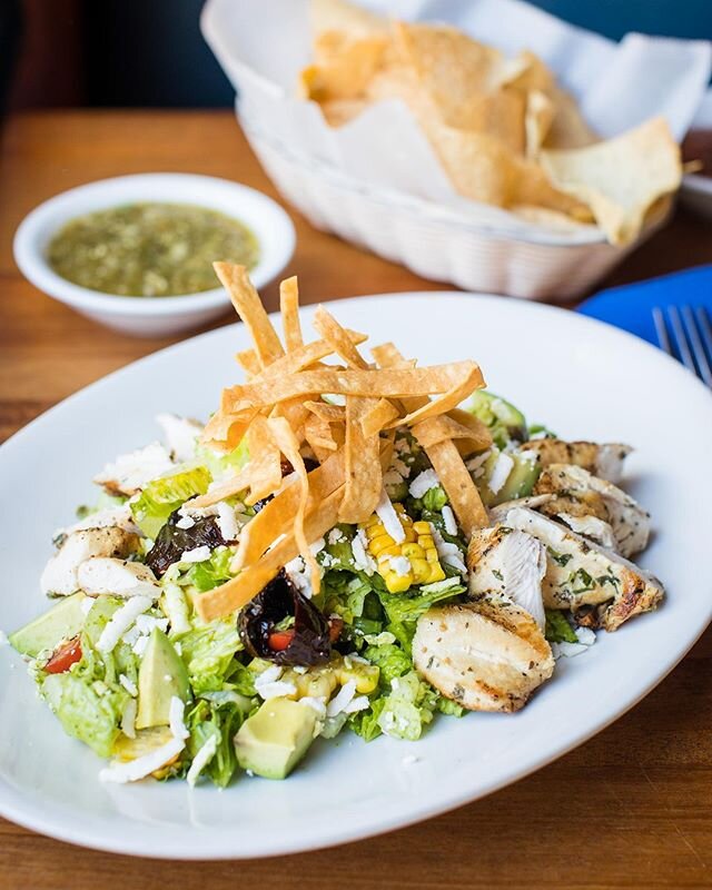 Your favorite lunch spot is back open and ready to serve you delicious mid-day sustenance! .
#centrococina #chickensalad #salad #eatersacramento #exploresacramento #midtownsac #eatsacramento #sacfarm2fork #igersac #sacfoodie #sacfoodies #scoutsac #fo