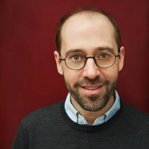 Dr Julien Leyre