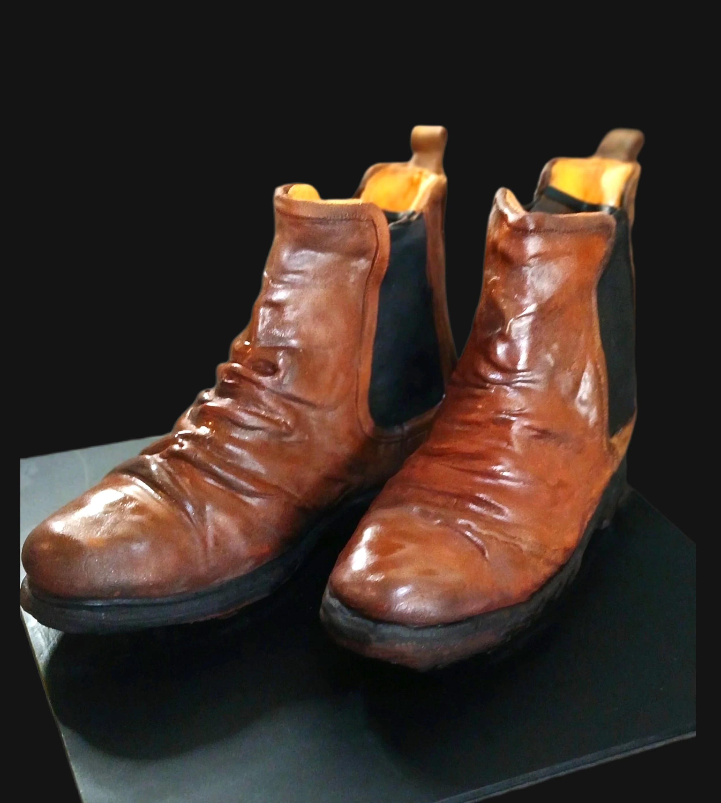 ecco-boots-cake-leather-boots-cake-3d-sculpted-cakes-melbourne.jpg