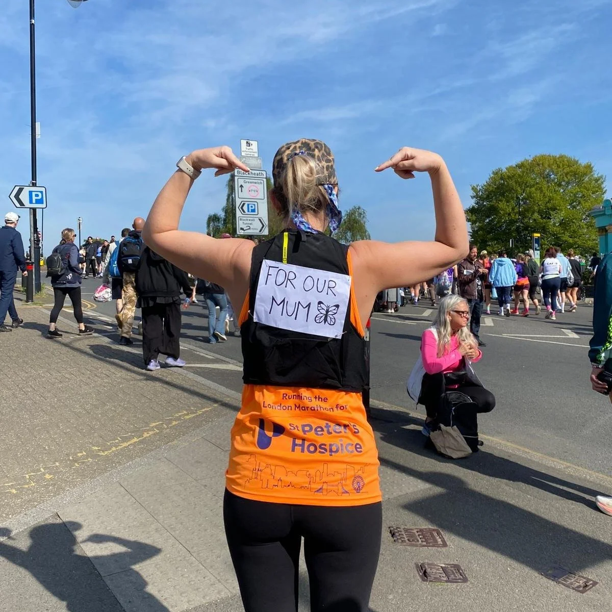 a huge shout out to @nathalie.jones91 my daughter in law who is now half way around @londonmarathon today 👏 please donate if you can to @st_petersbfrg an amazing hospice in Bristol ❤️