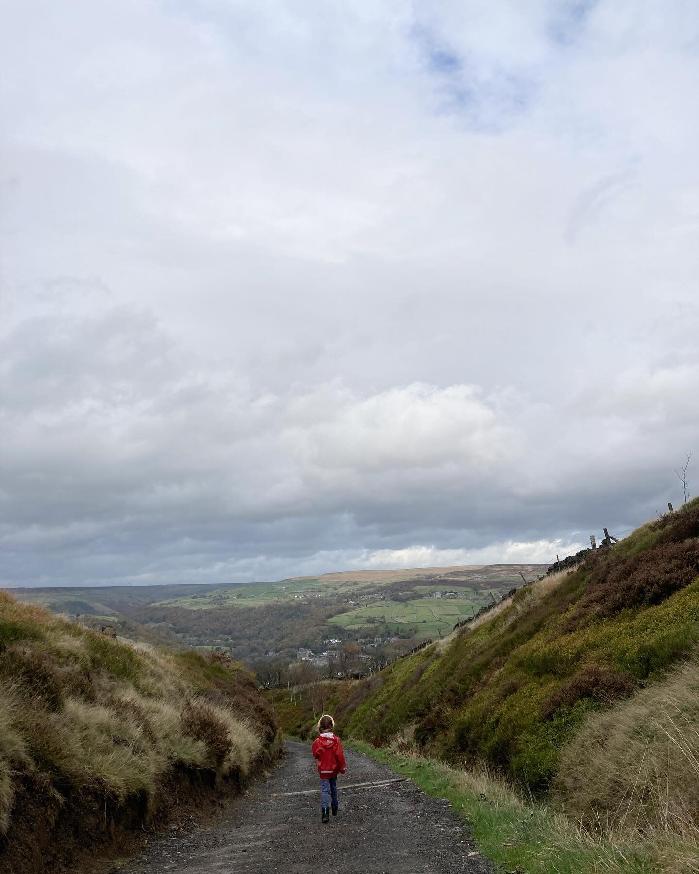 Sunday spent exploring and hiking around Hebden Bridge. Rain, sun and wind. Donuts, coffee and hot cholcoate. All the ingredients of a successful weekend outing. 

#hebdenbridge #walkingwithkids #rambling #visityorkshire #sundayvibes