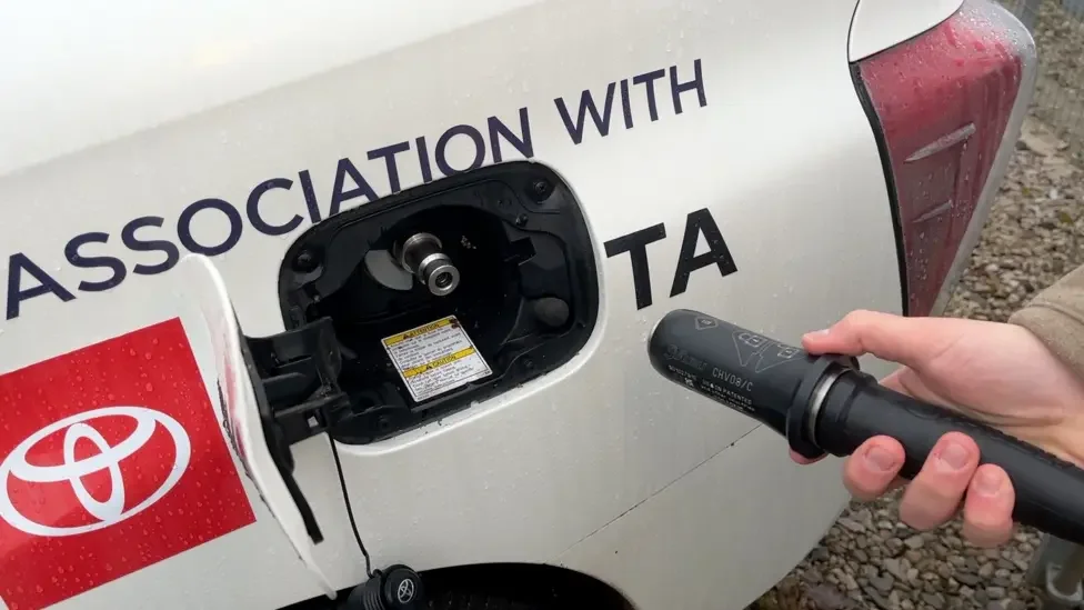 841cd9f0-fac5-11f0-b385-5f48925de19a.jpg (1).webp