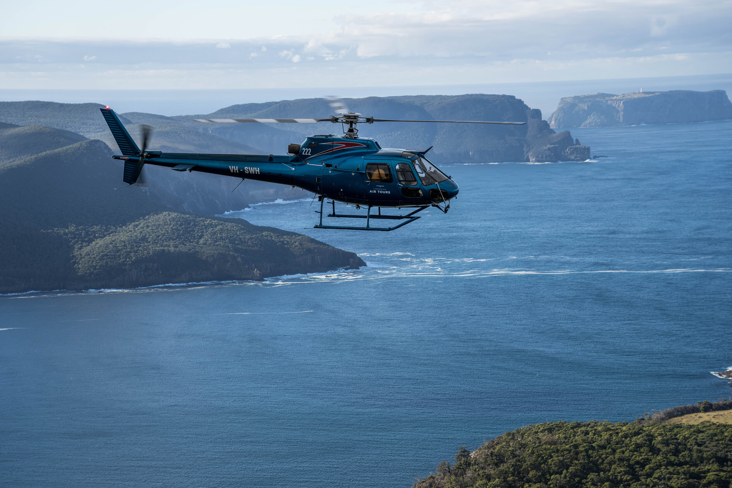 helicopter tours tasmania