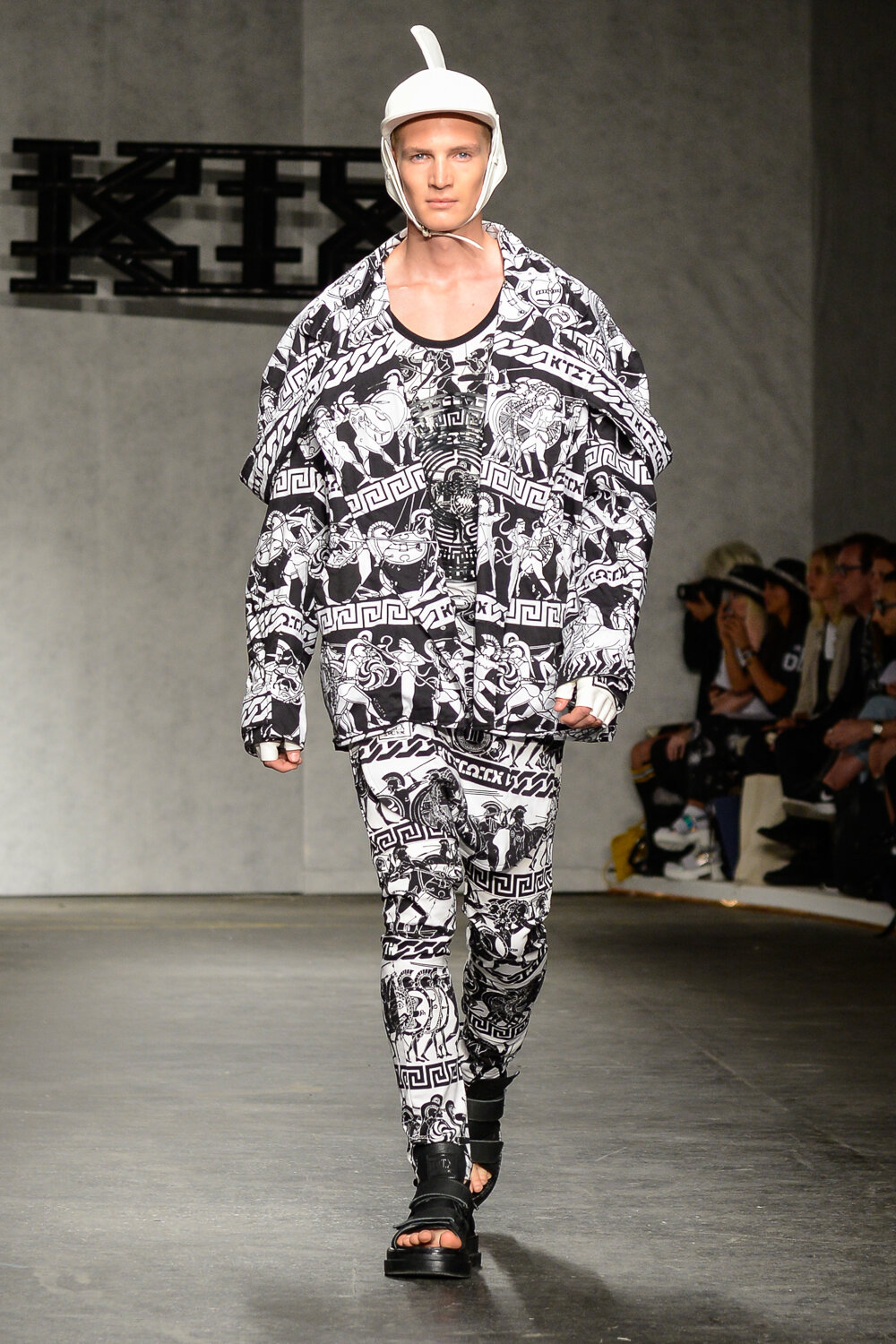 LCM KTZ SS15 14.jpg