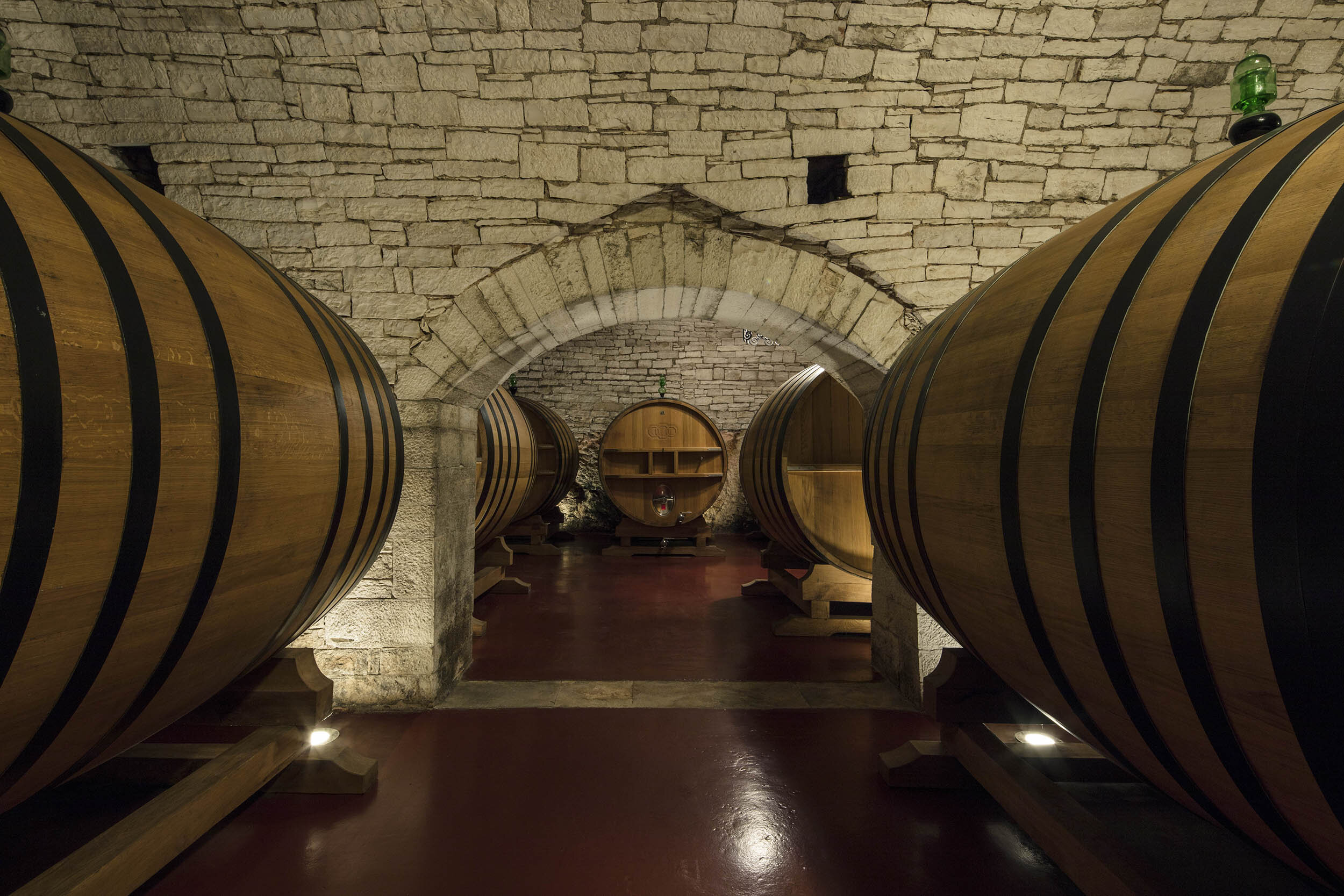 winecellar_torrevento_2500px.jpg