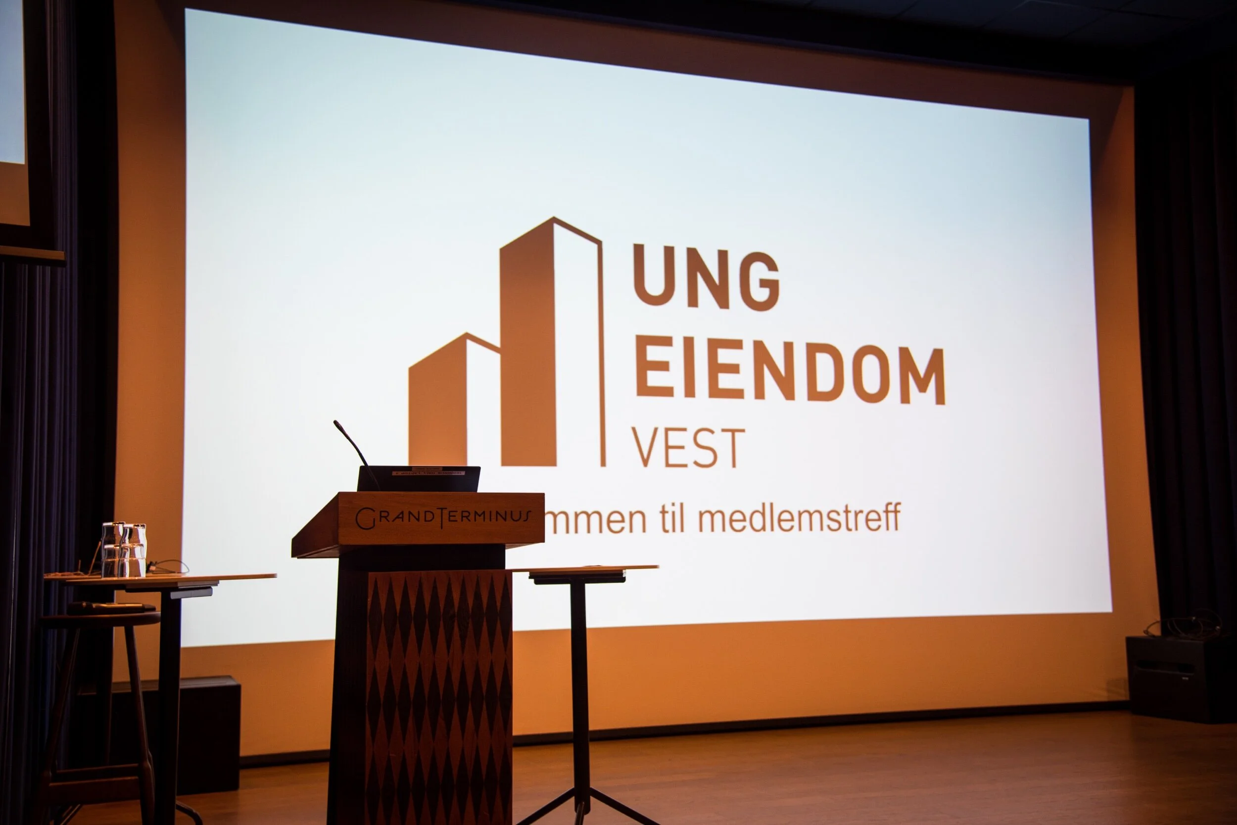 ALVER MEDIA (UEV)-02.jpeg