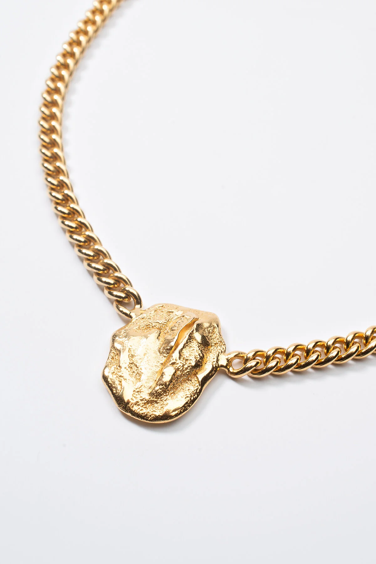 4CCEBE7F-9BDC-45C8-81A6-D193AB1C0686