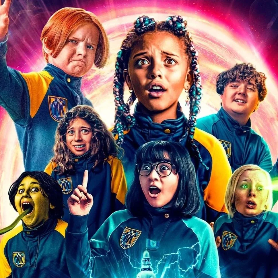 Superheltskolen - Key Art S2 - Høydeformat 1280x1920 px - Engelsk versjon.jpg