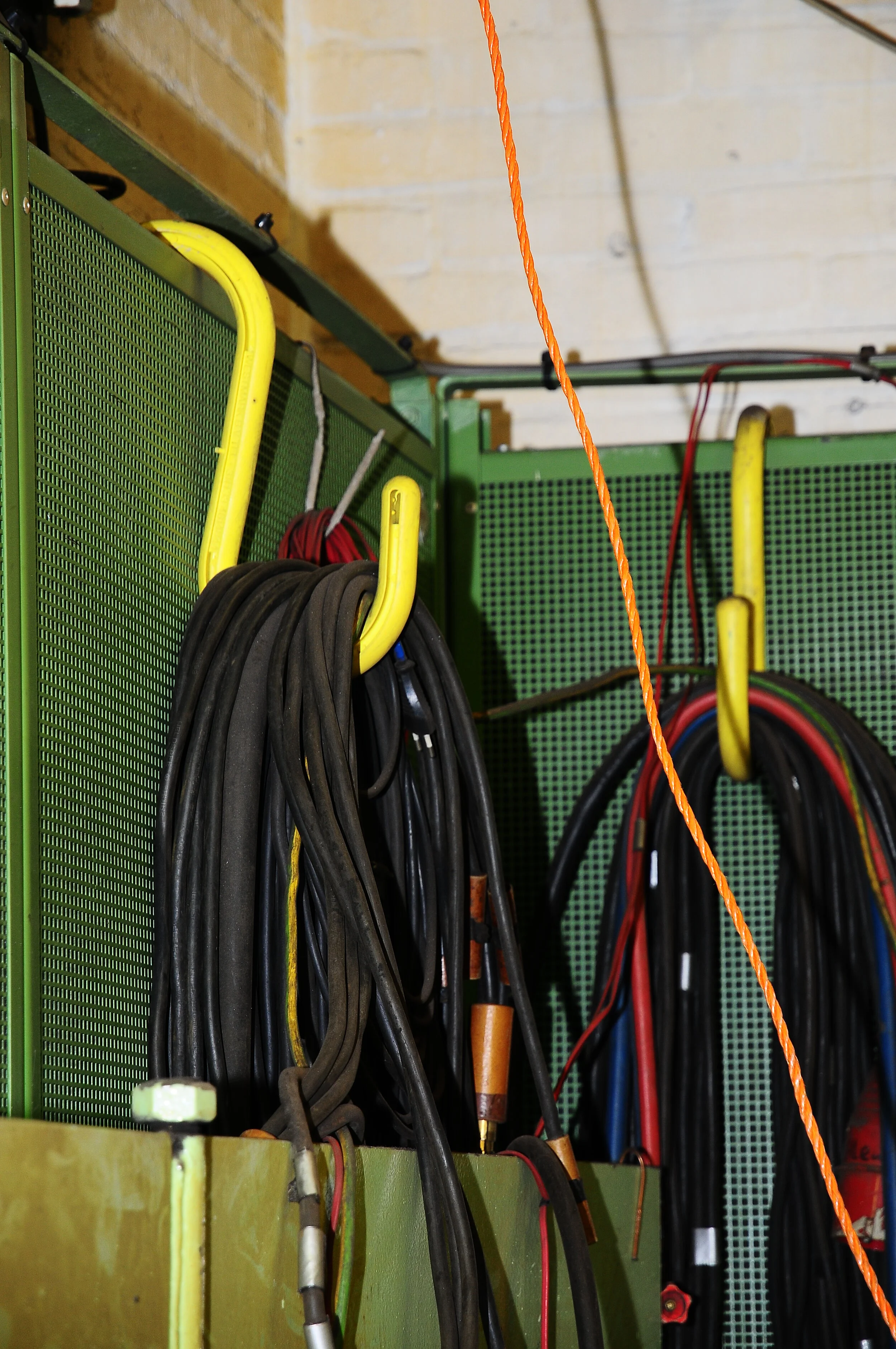 CableSafe® Safety Hooks Distributor Downloads — Glove Guard Lp