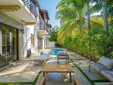 $1,540,000 | 2929 SW 4th Ave, Miami, FL