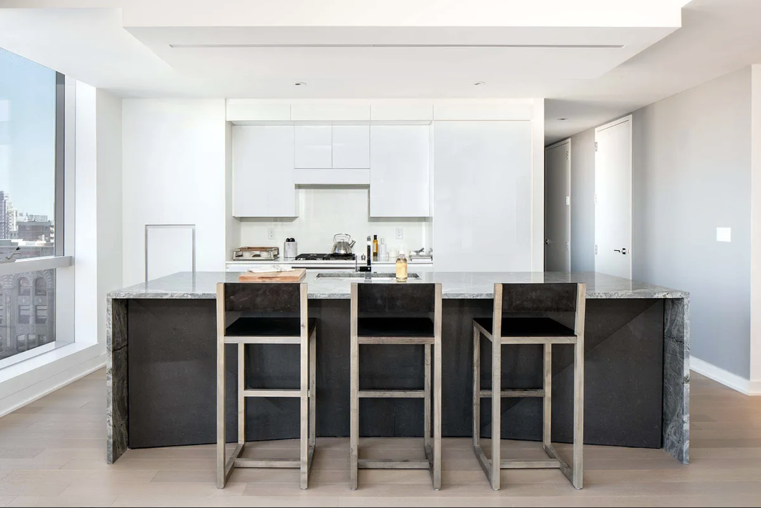 400 Park Avenue South #26F