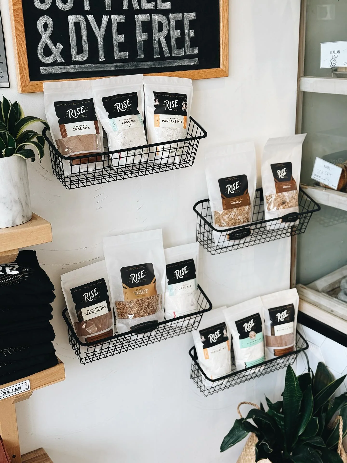 MONDAY

Come grab some staples for the week! Granola? AP flour? Cake mix? We&rsquo;ve gotchu.

Here til 5 today!!
