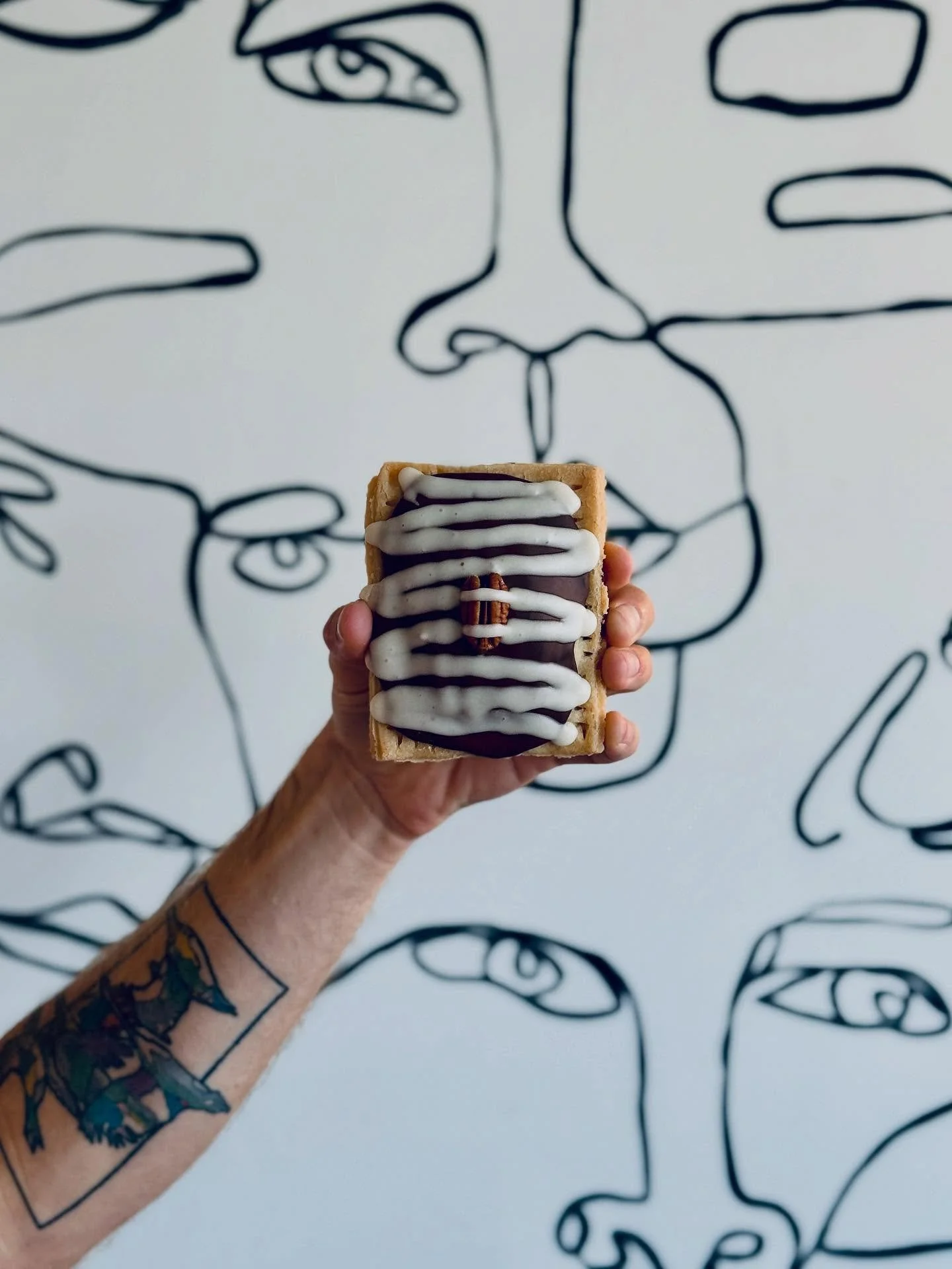 T U R T L E  Y U M S

Handmade pie dough filled with pecan pie filling baked to perfection and topped with chocolate glaze and the cutest little pecan. 

Perfection, really 👌